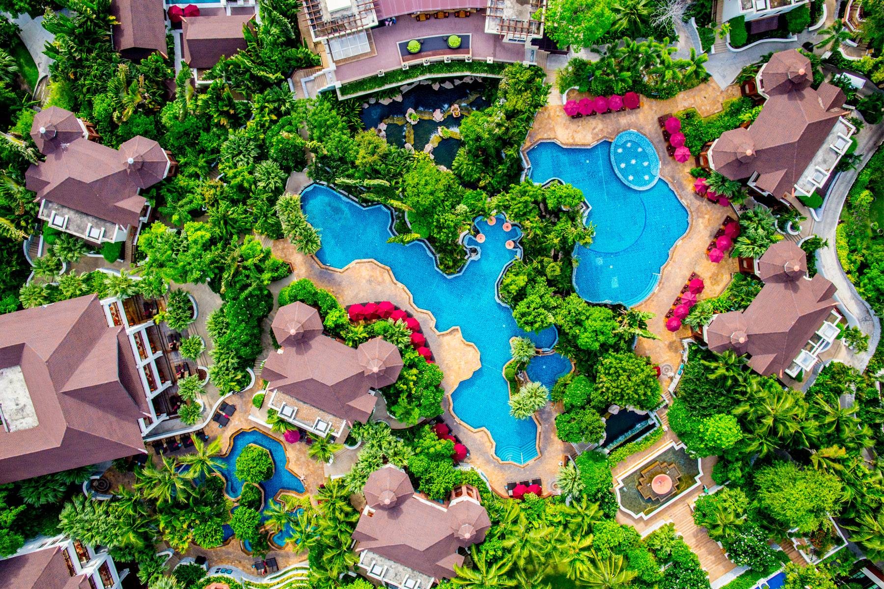 Тропический территория. Интерконтиненталь Паттайя Резорт. INTERCONTINENTAL Pattaya Resort. INTERCONTINENTAL Pattaya.