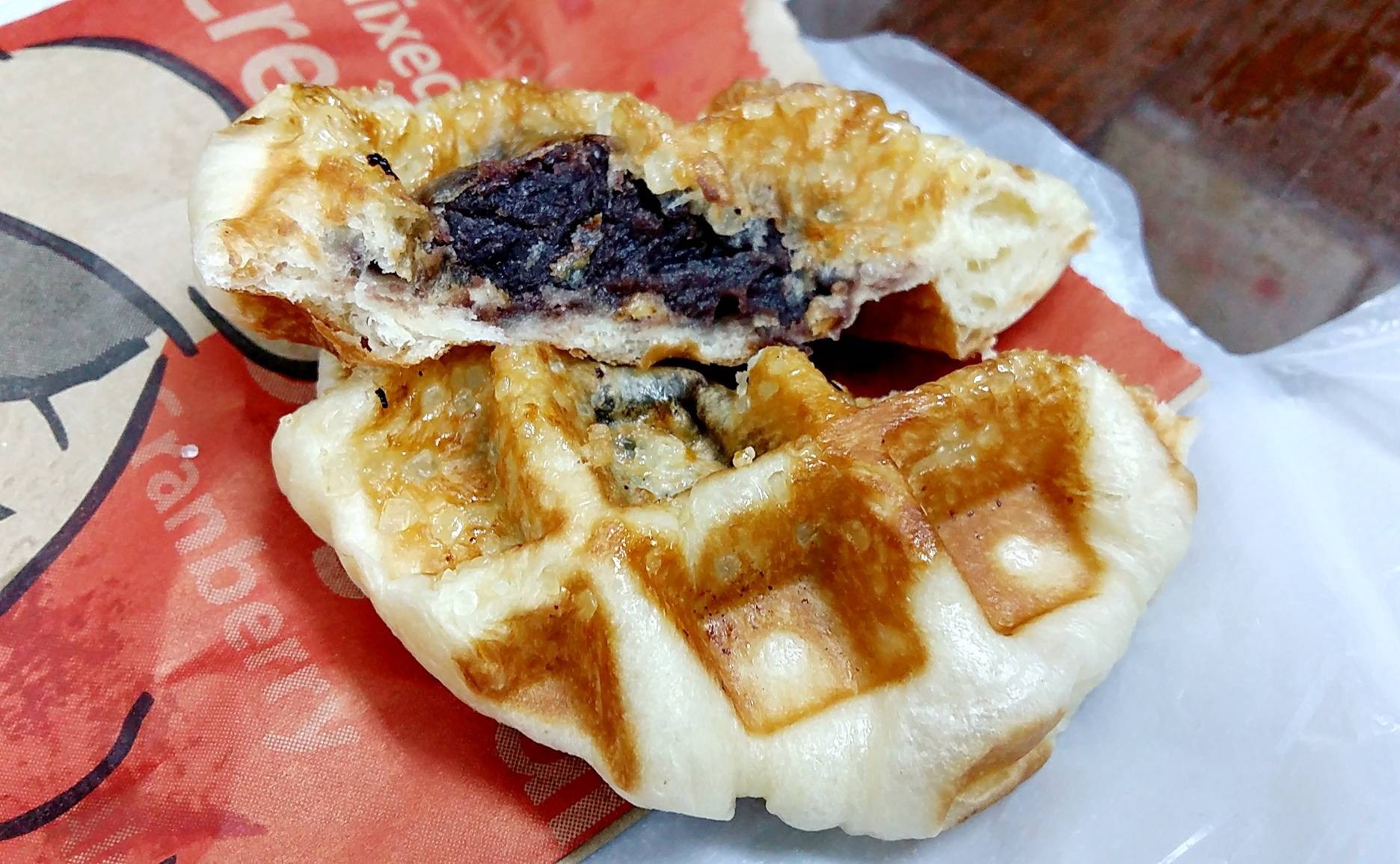 รีวิว The Waffle Tesco Lotus ประชาชื่น Waffles ราคาเบาๆ มีหลายไส้ให้เลือก