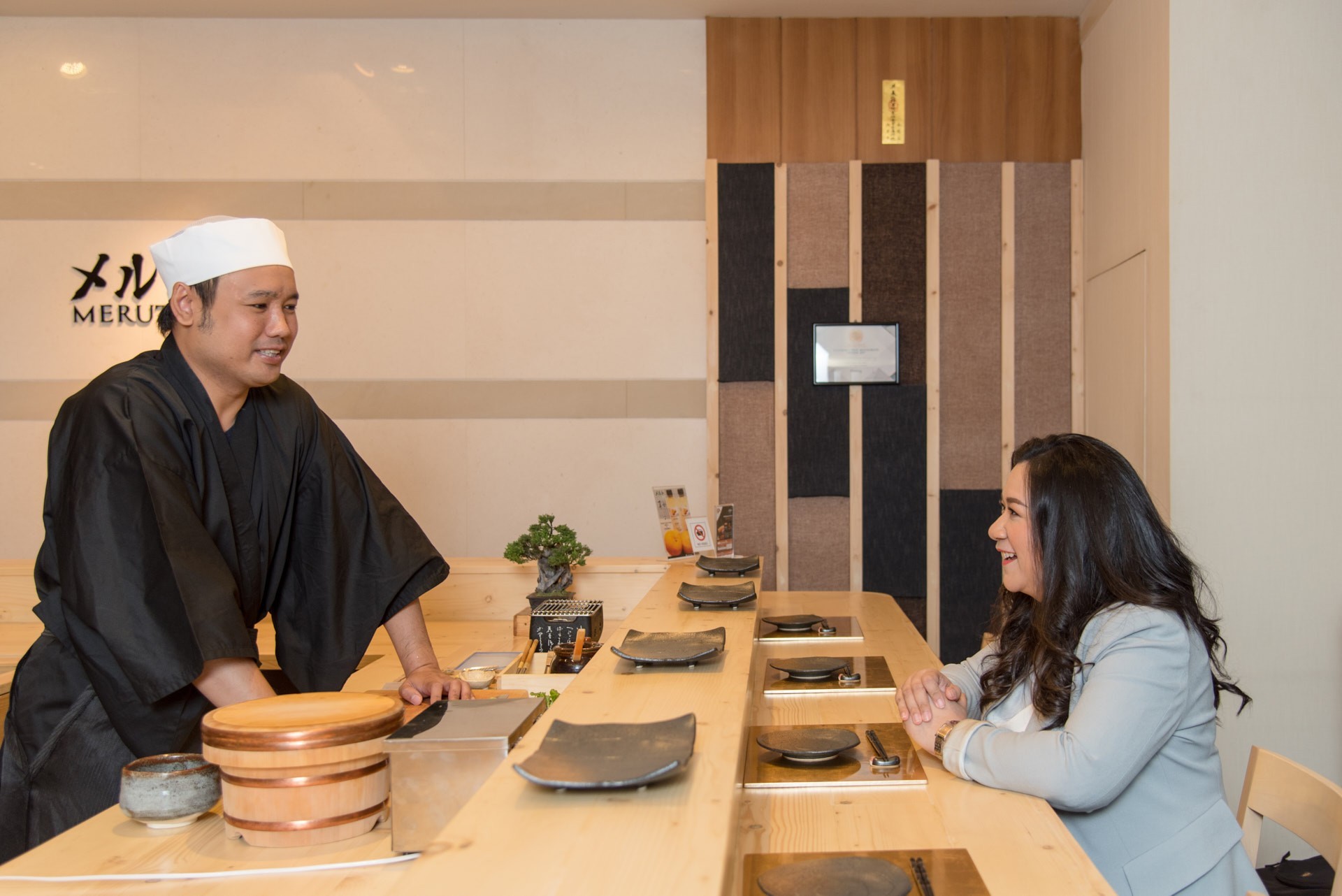 บทสัมภาษณ์ของ "เชฟอาร์ม - กีรติ บุตคีวงษ์" เจ้าของร้าน "Meruto Sushi"