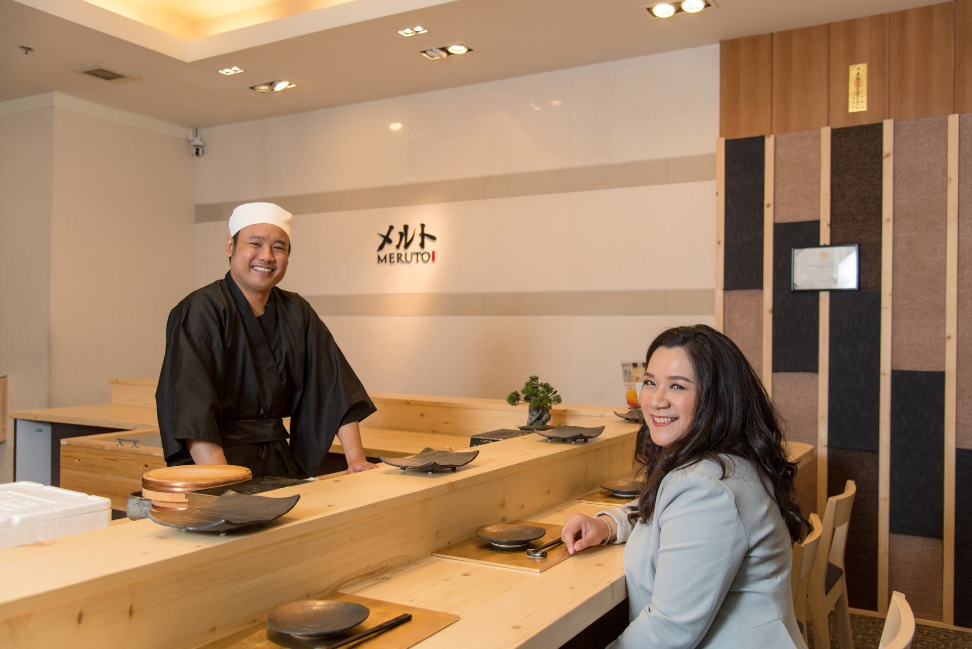 เชฟอาร์ม - กีรติ บุตดีวงษ์ และ คุณกี้ Founder and Owner of Meruto Sushi