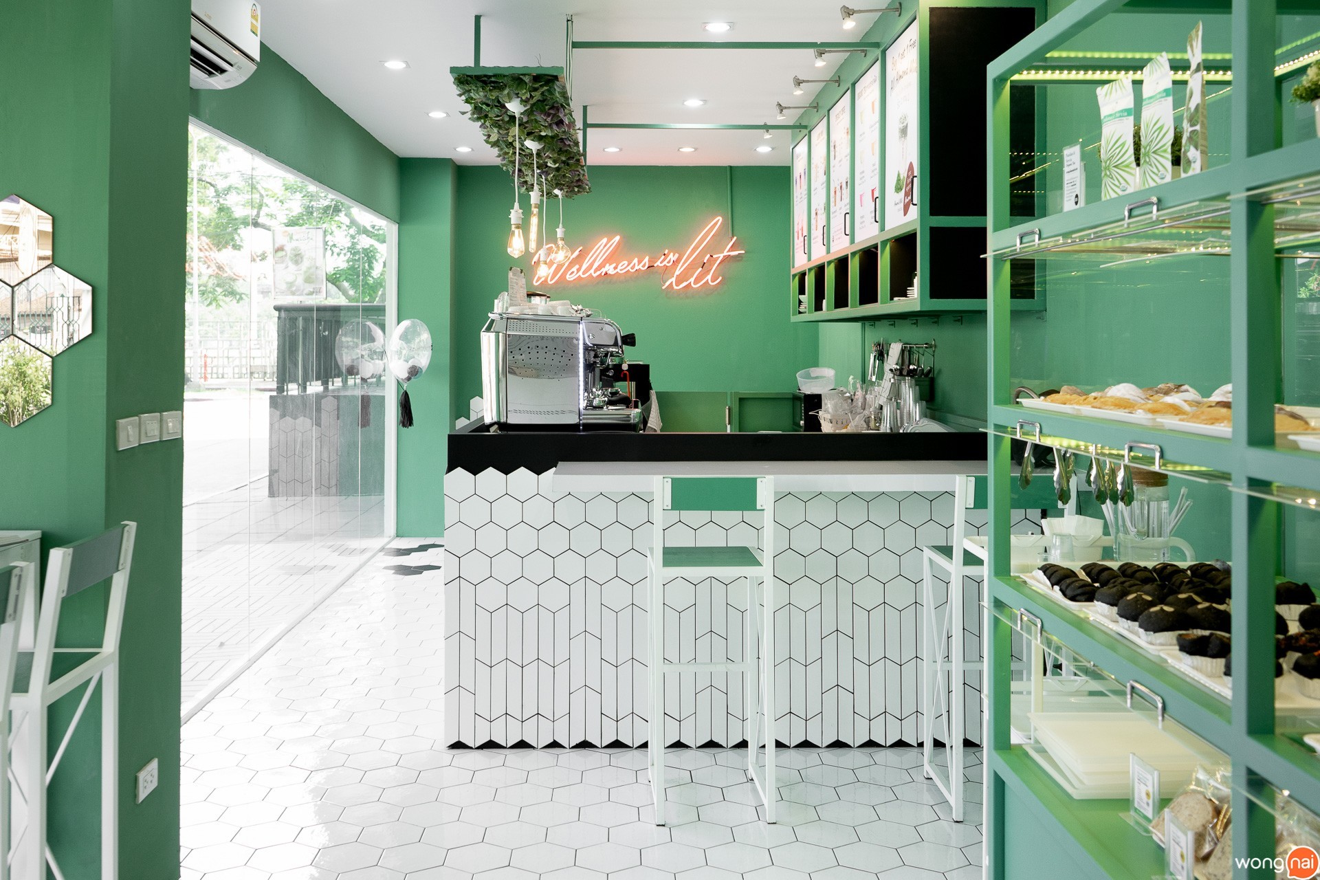บรรยากาศภายในร้าน "Le Root"