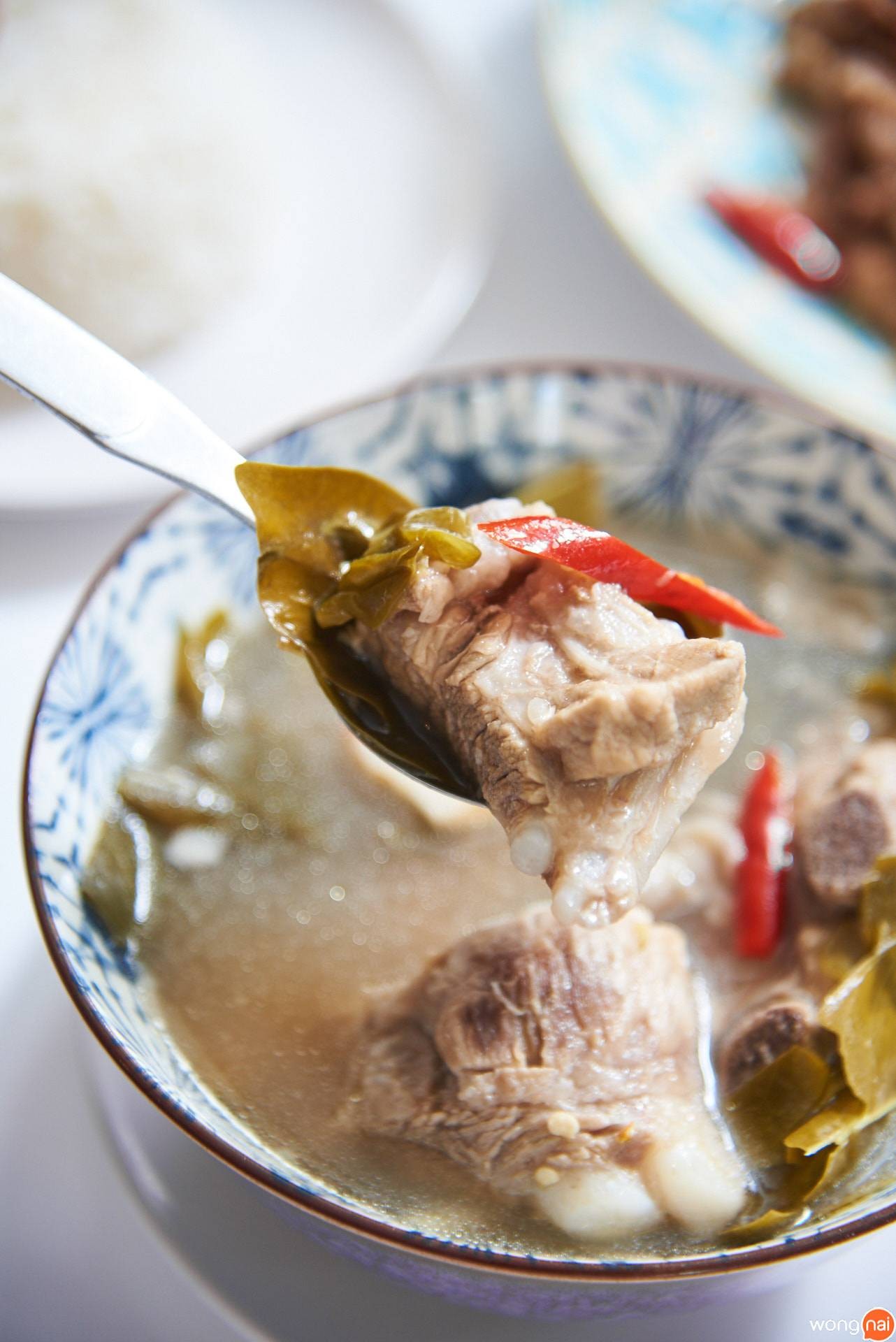 เมนู ต้มหมูใบชะมวงเมืองคอน ของร้าน Plaagut