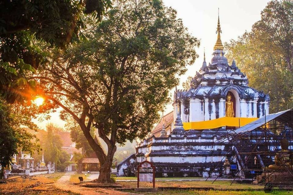 วัดพระยืน - รีวิวสถานที่ท่องเที่ยว - Wongnai