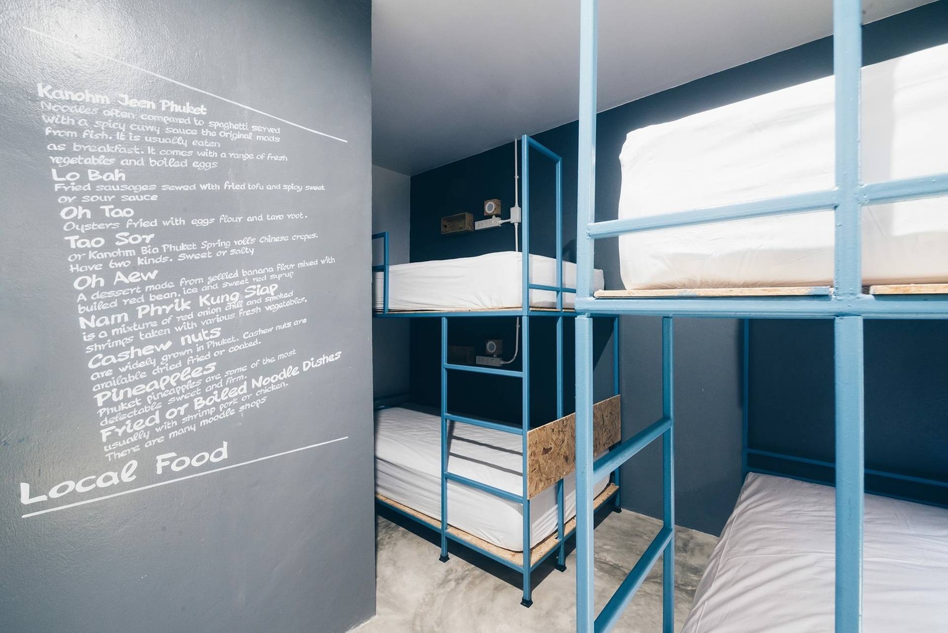 รูป BED Hostel Phuket Wongnai
