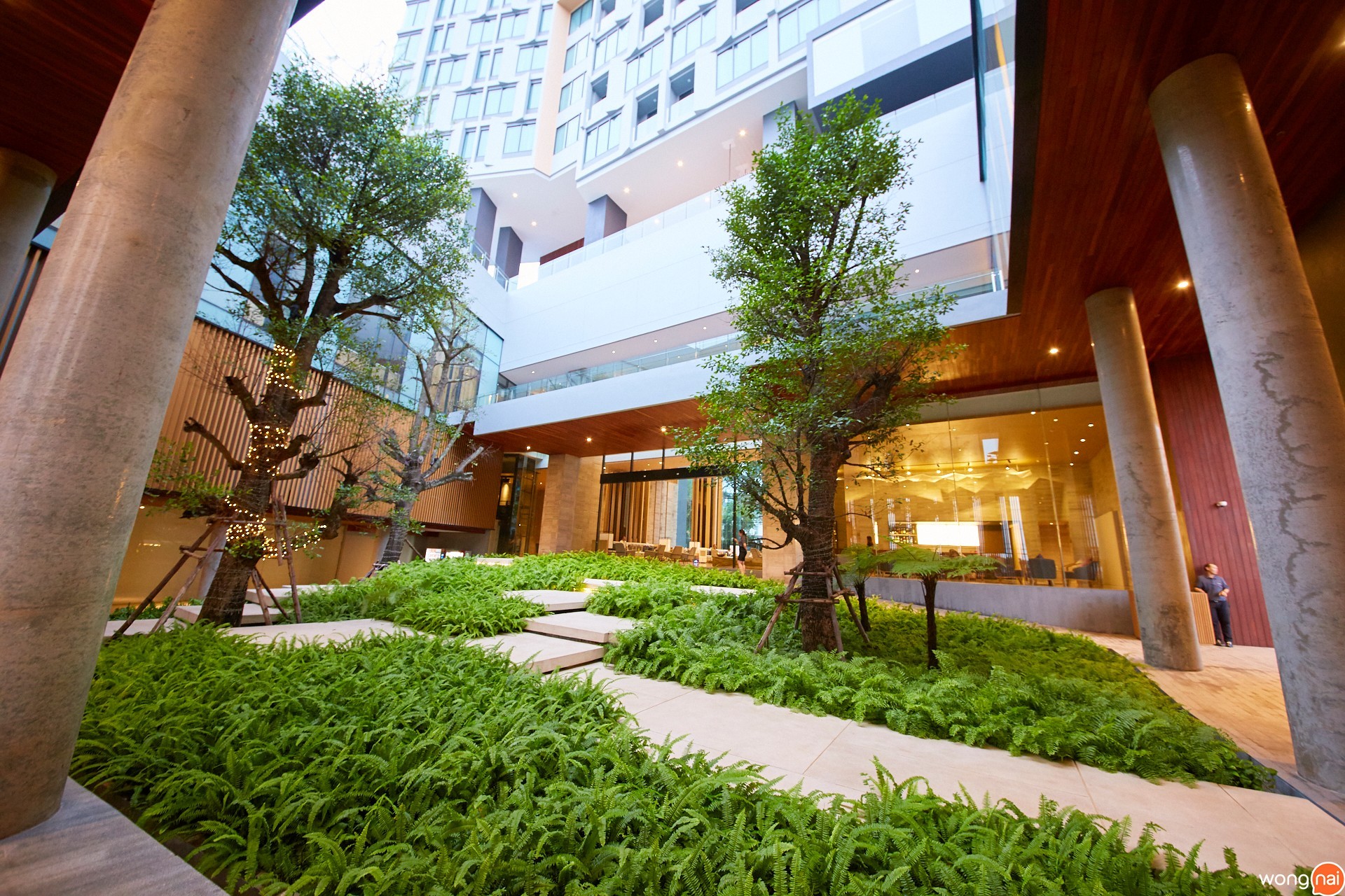 ทางเข้า Arize Hotel Sriracha