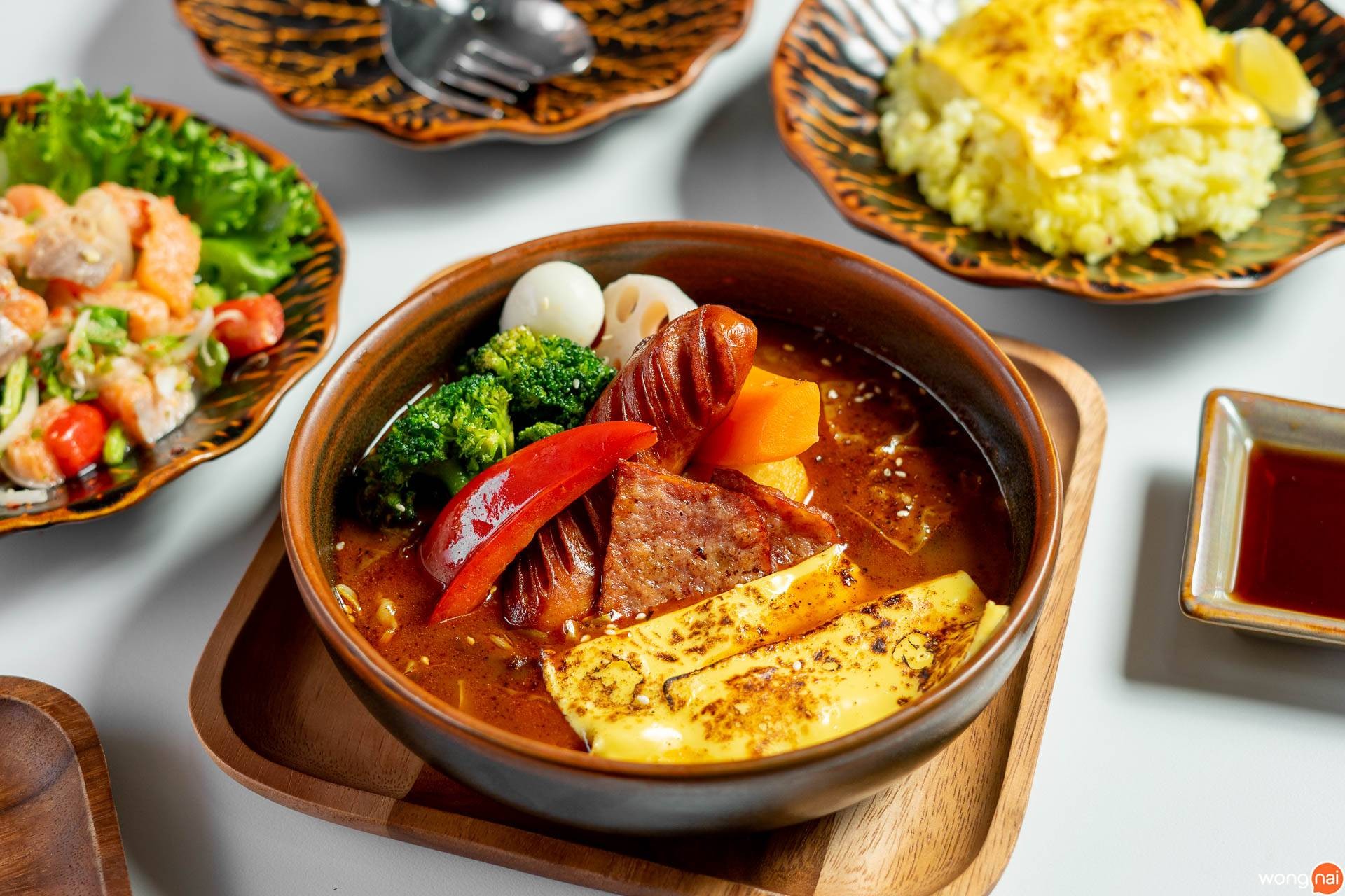เมนู "ซุปแกงกะหรี่พรีเมียมซอสเซส" ของร้าน "Garaku"