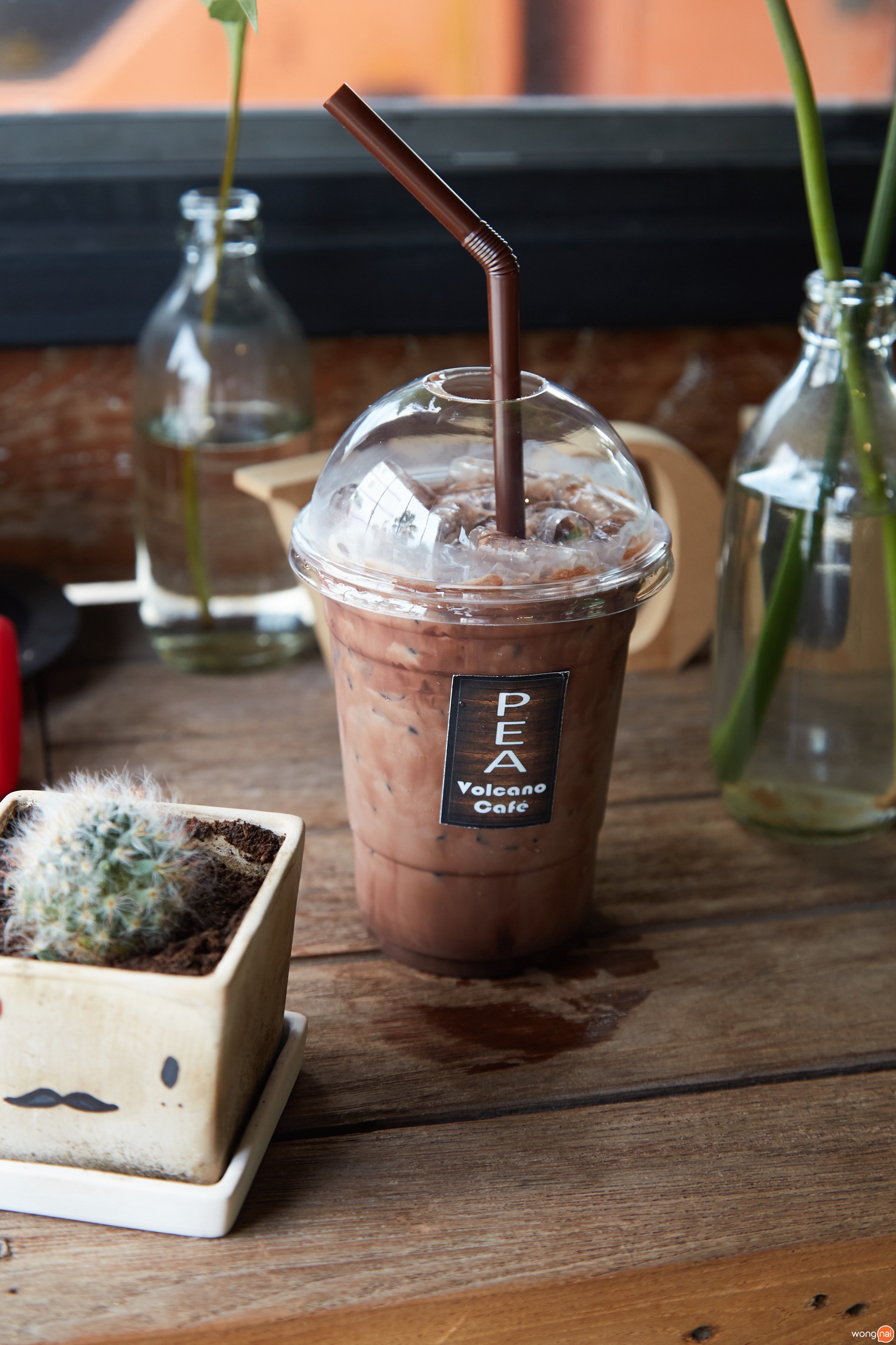 PEA Volcano Cafe' บางแสน