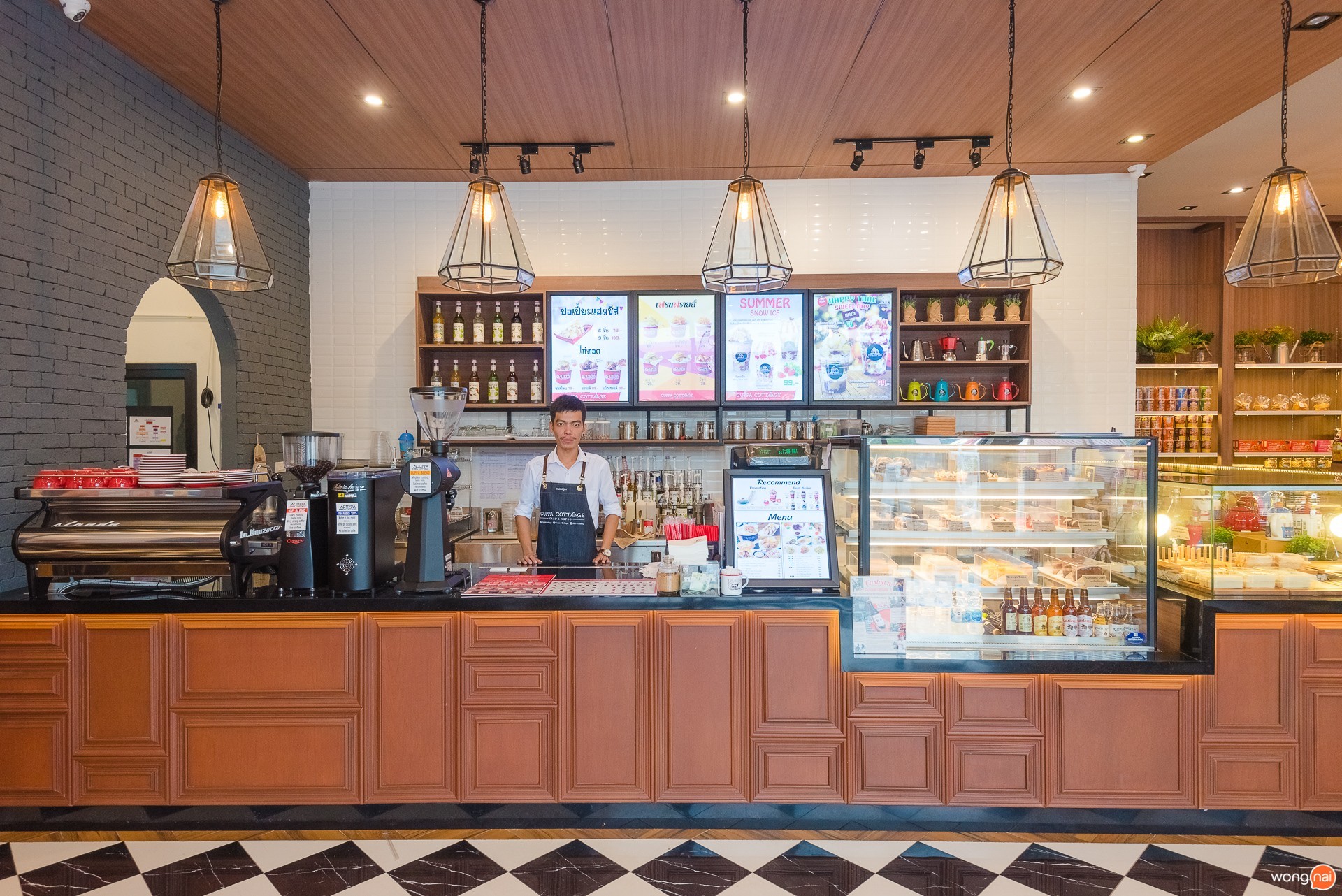 บรรยกาศในร้าน “Cuppa Cottage Cafe’ & Bistro” สุราษฎร์ธานี