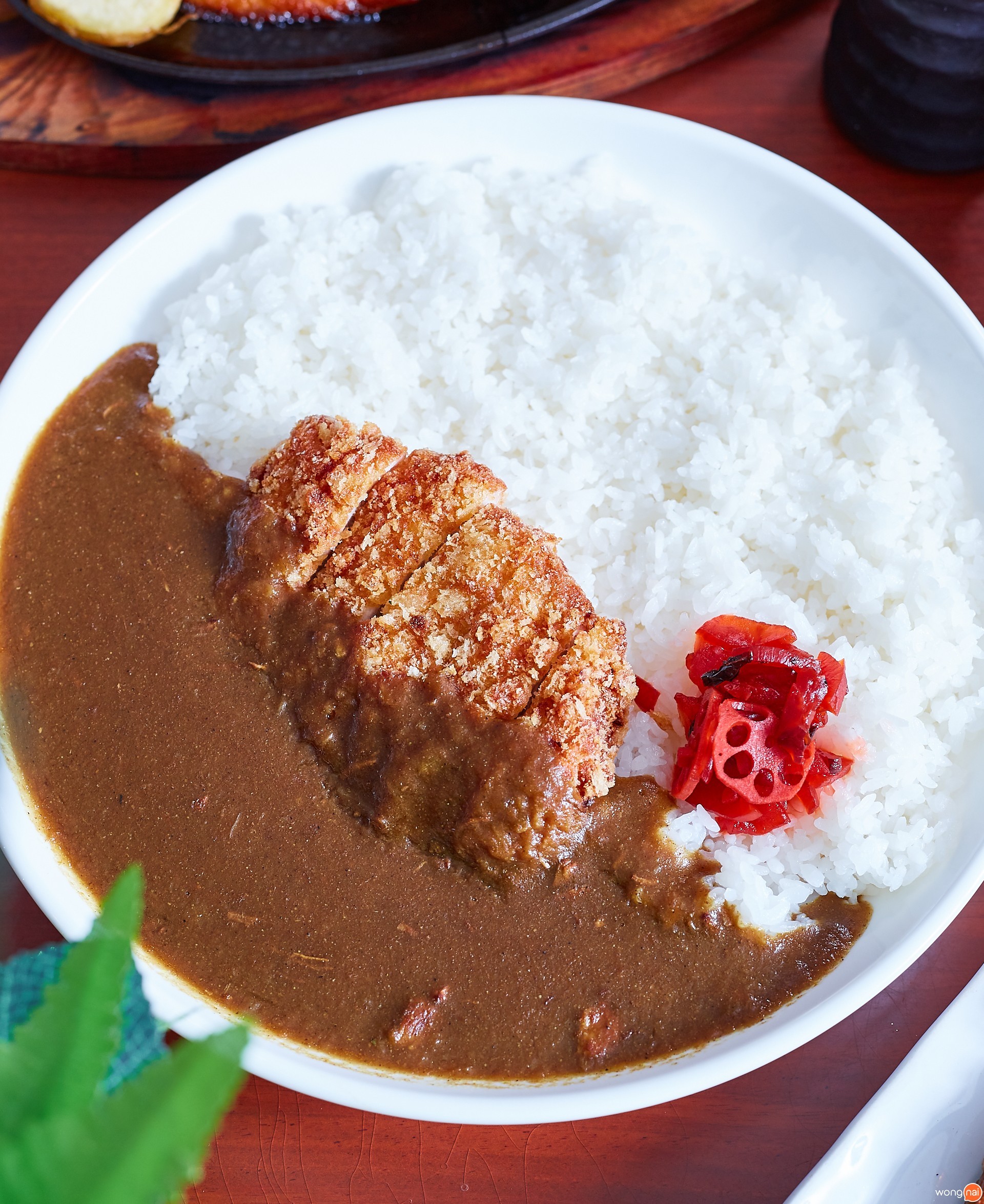 ข้าวแกงกะหรี่หมูทอด