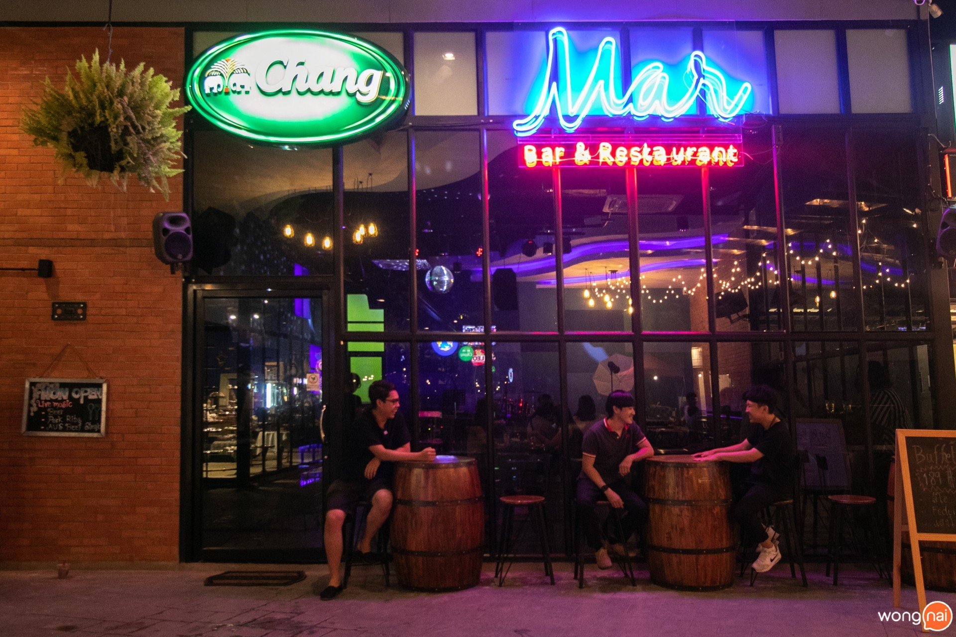 บรรยากาศร้าน Mar Bar & Restaurant เชียงใหม่