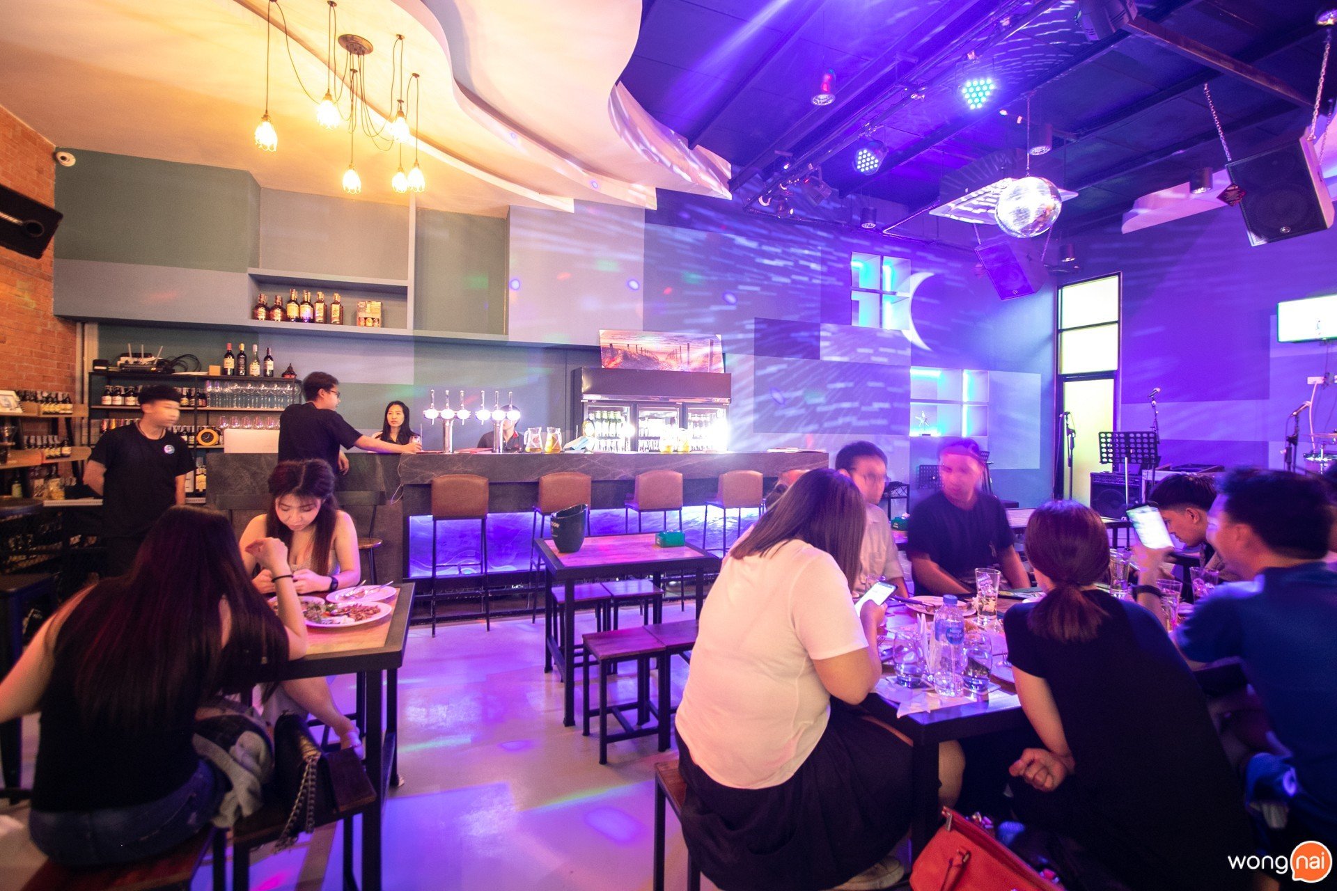 บรรยากาศร้าน Mar Bar & Restaurant เชียงใหม่