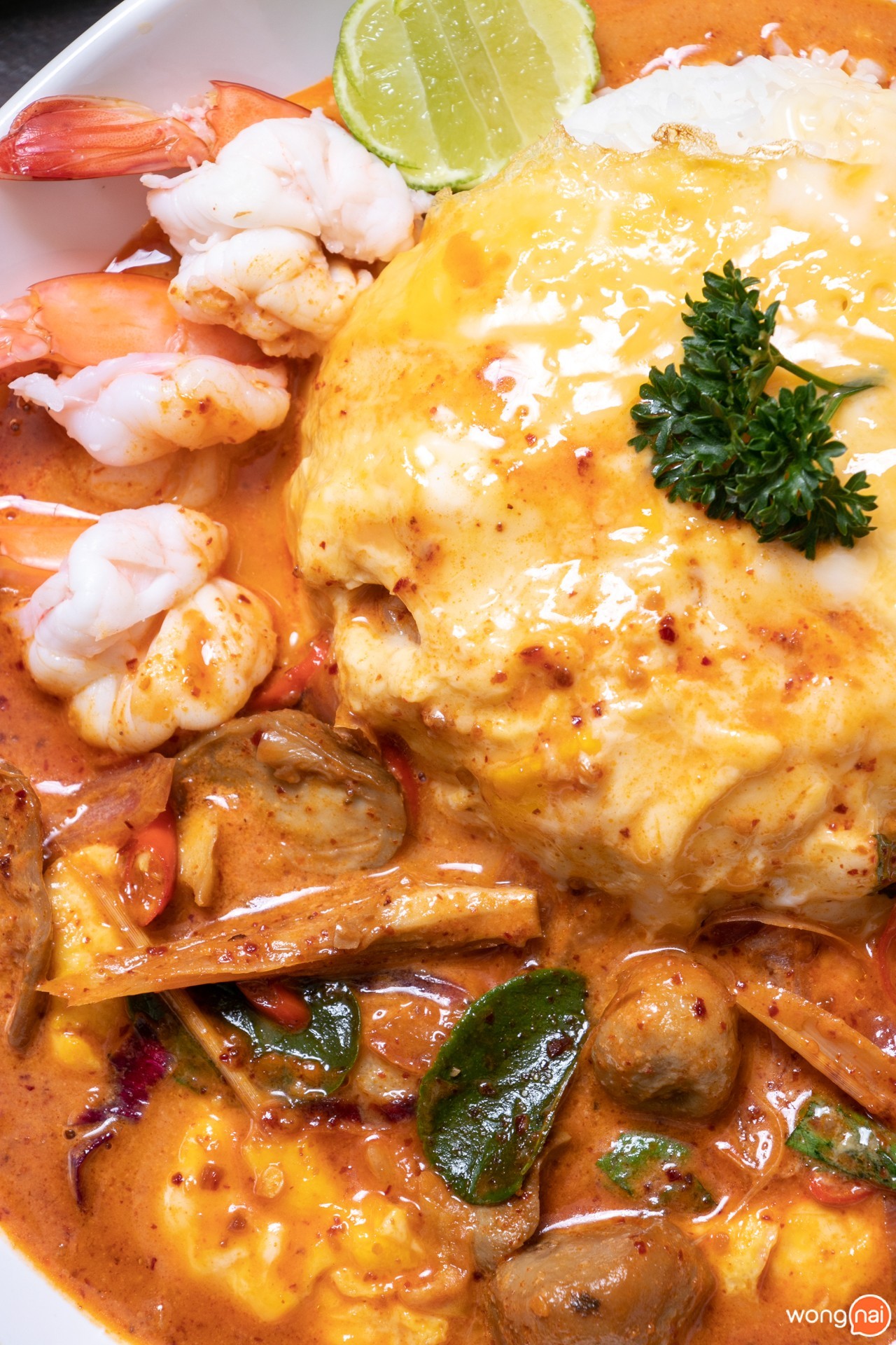 เมนู ข้าวไข่ข้นต้มยำทะเล ร้าน ข้าวเม่า เชียงใหม่ Kowmao Cafe & Restaurant เชียงใหม่