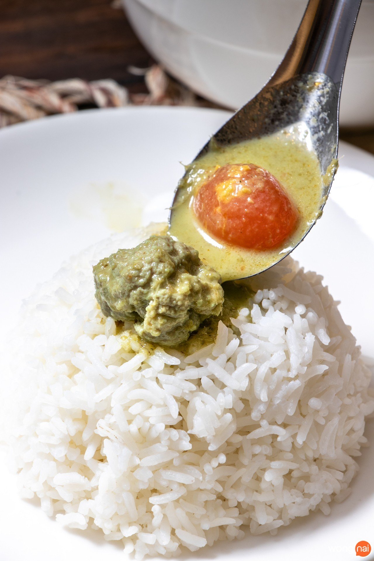 เมนู แกงเขียวหวานไข่เค็ม ร้าน ข้าวเม่า เชียงใหม่ Kowmao Cafe & Restaurant เชียงใหม่