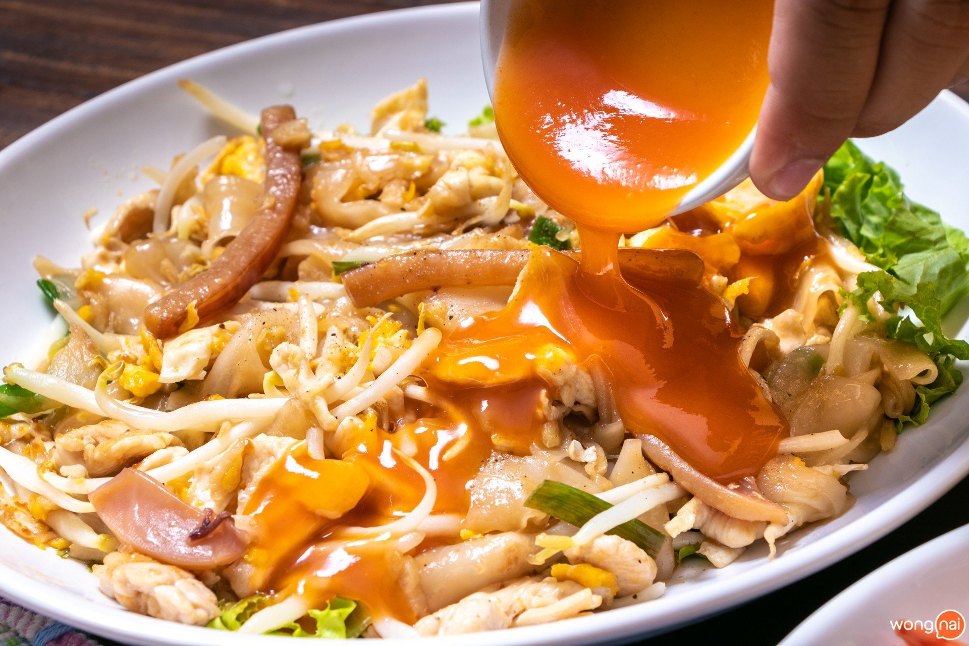 เมนู ก๋วยเตี๋ยวคั่วไก่ ร้าน ข้าวเม่า เชียงใหม่ Kowmao Cafe & Restaurant เชียงใหม่
