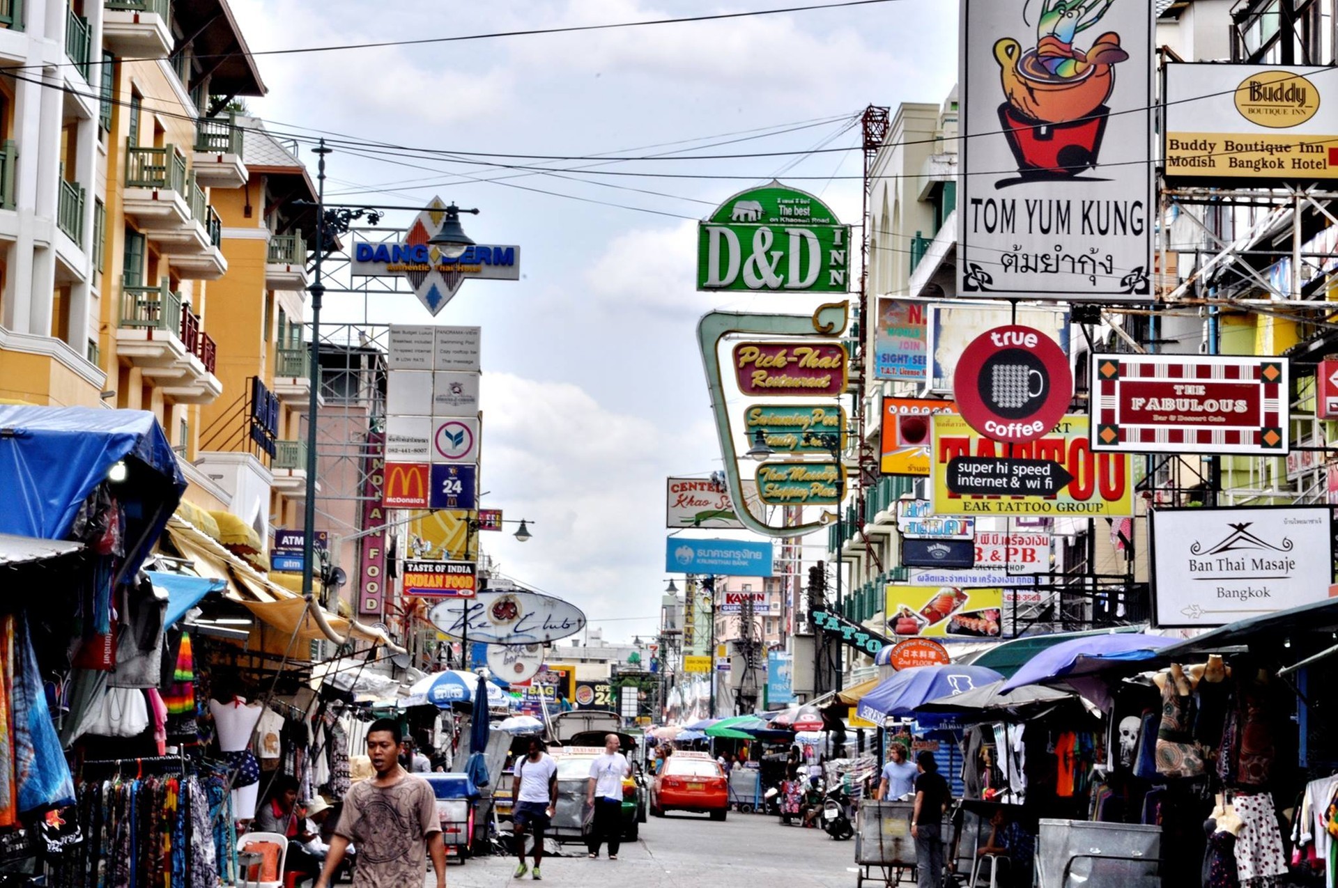 ที่พัก ยอดนิยม ใน บายน พลาซ่า (ถนนข้าวสาร)