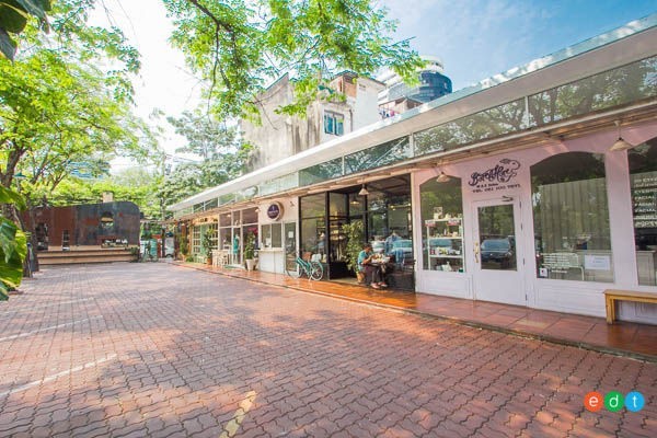 ร้านอาหาร ยอดนิยม ใน เอกมัยช้อปปิ้งมอลล์