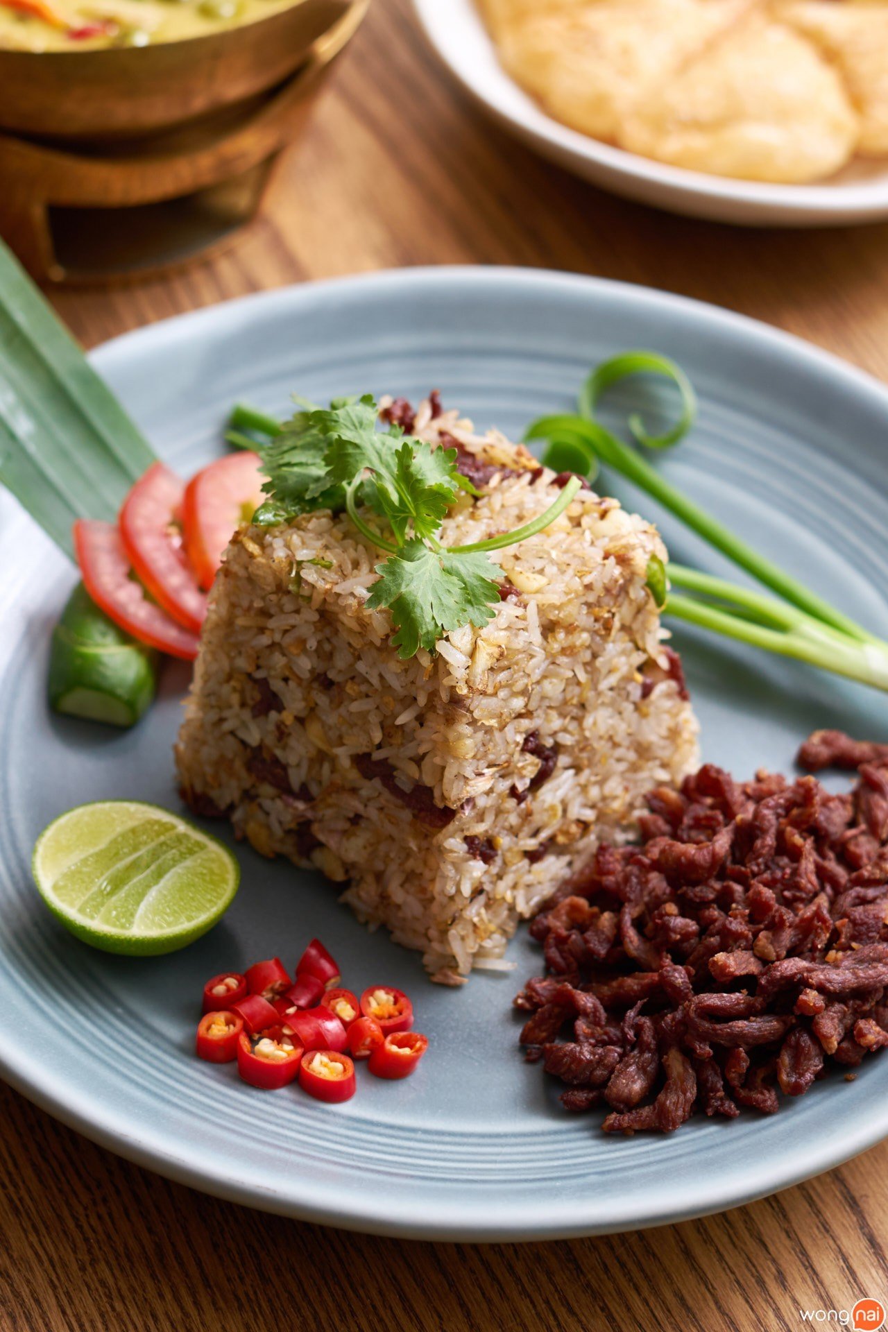 “ข้าวผัดเนื้อเค็ม” ร้าน “Charm Eatery & Bistro”