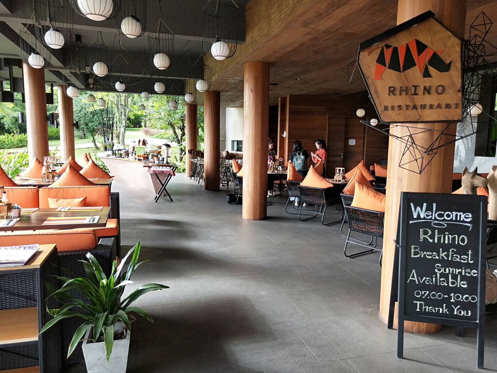 รีวิว Rhino Restaurant phuripai Villa สารพัดอาหารเช้าอร่อยๆ Wongnai