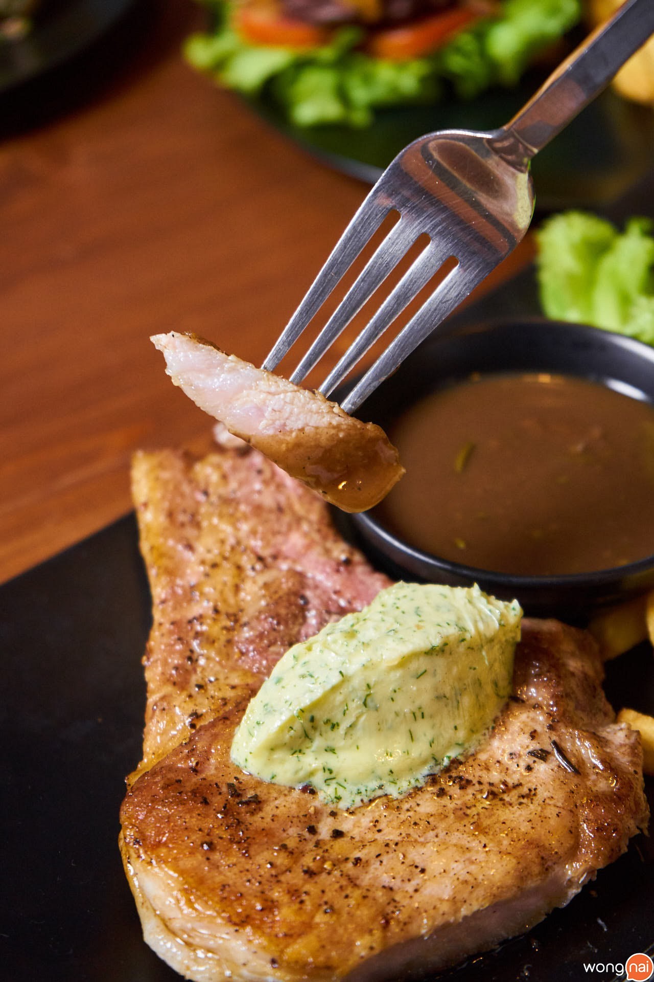 The Chop ของร้าน Henry’s Gastro Pub