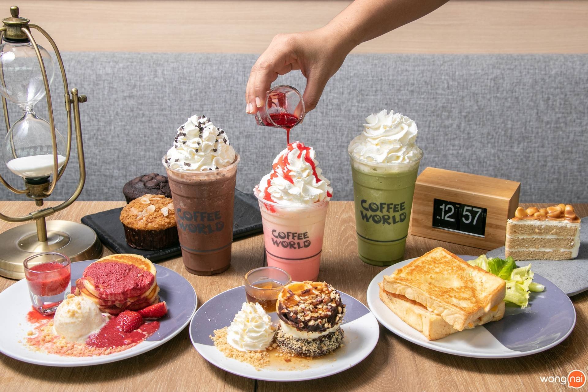 เมนูเครื่องดื่ม ของหวาน ร้าน Coffee World สาขา ลำลูกกา