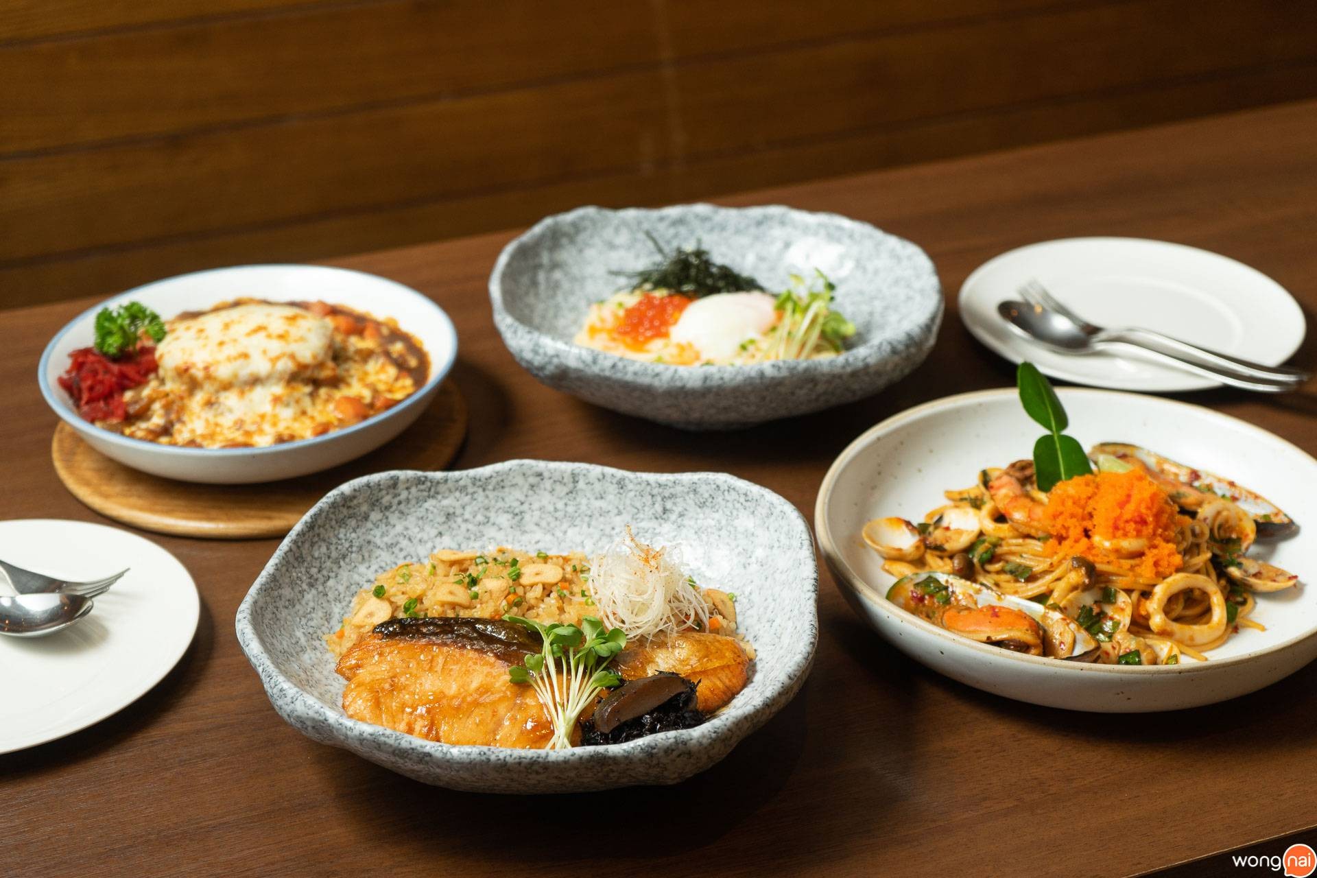 On the Table Signature Dish