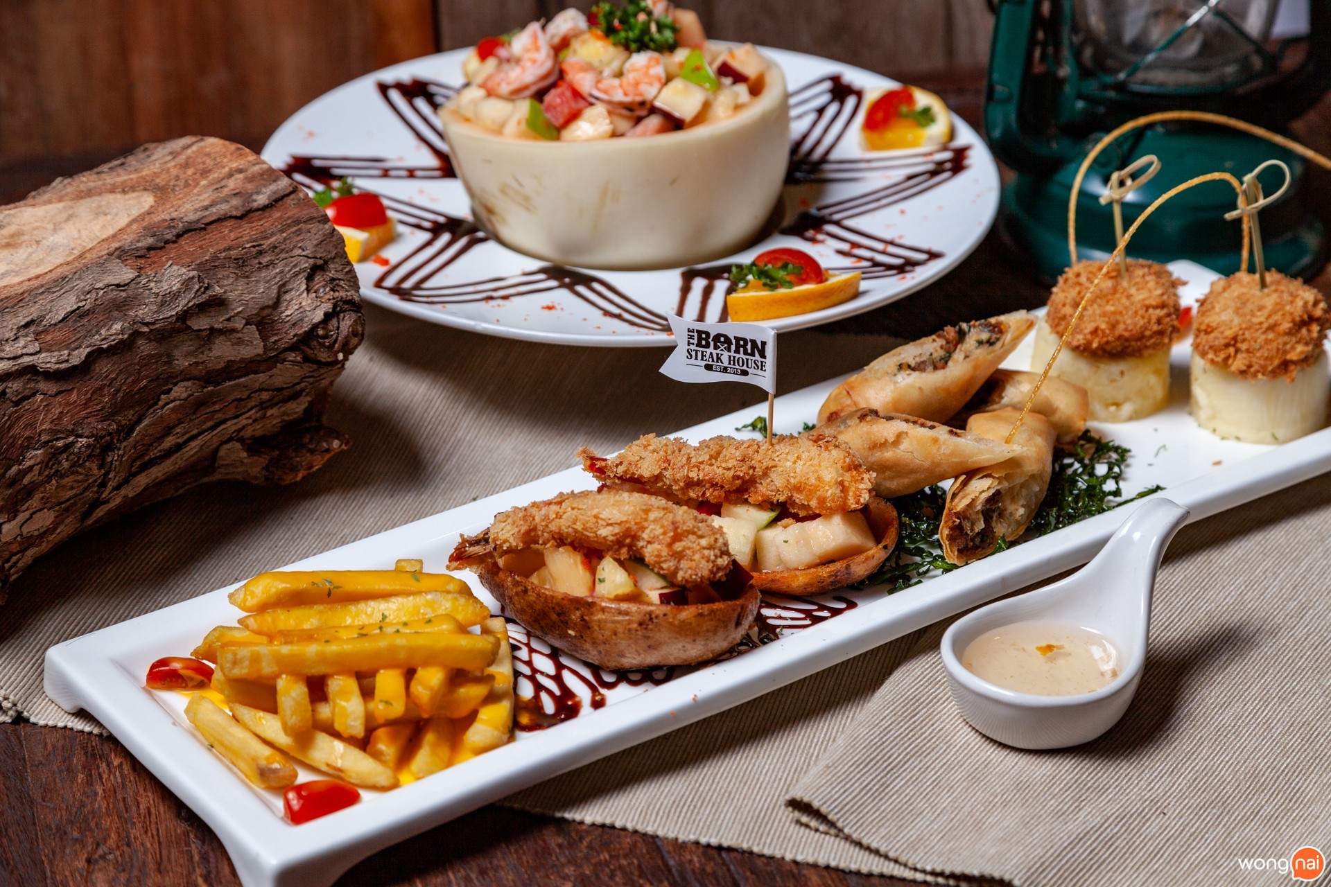 สเต๊ก บุฟเฟ่ต์ หมู่บ้านลึกลับ Hidden Village ที่มีไดโนเสาร์ The Barn Steak House เชียงใหม่