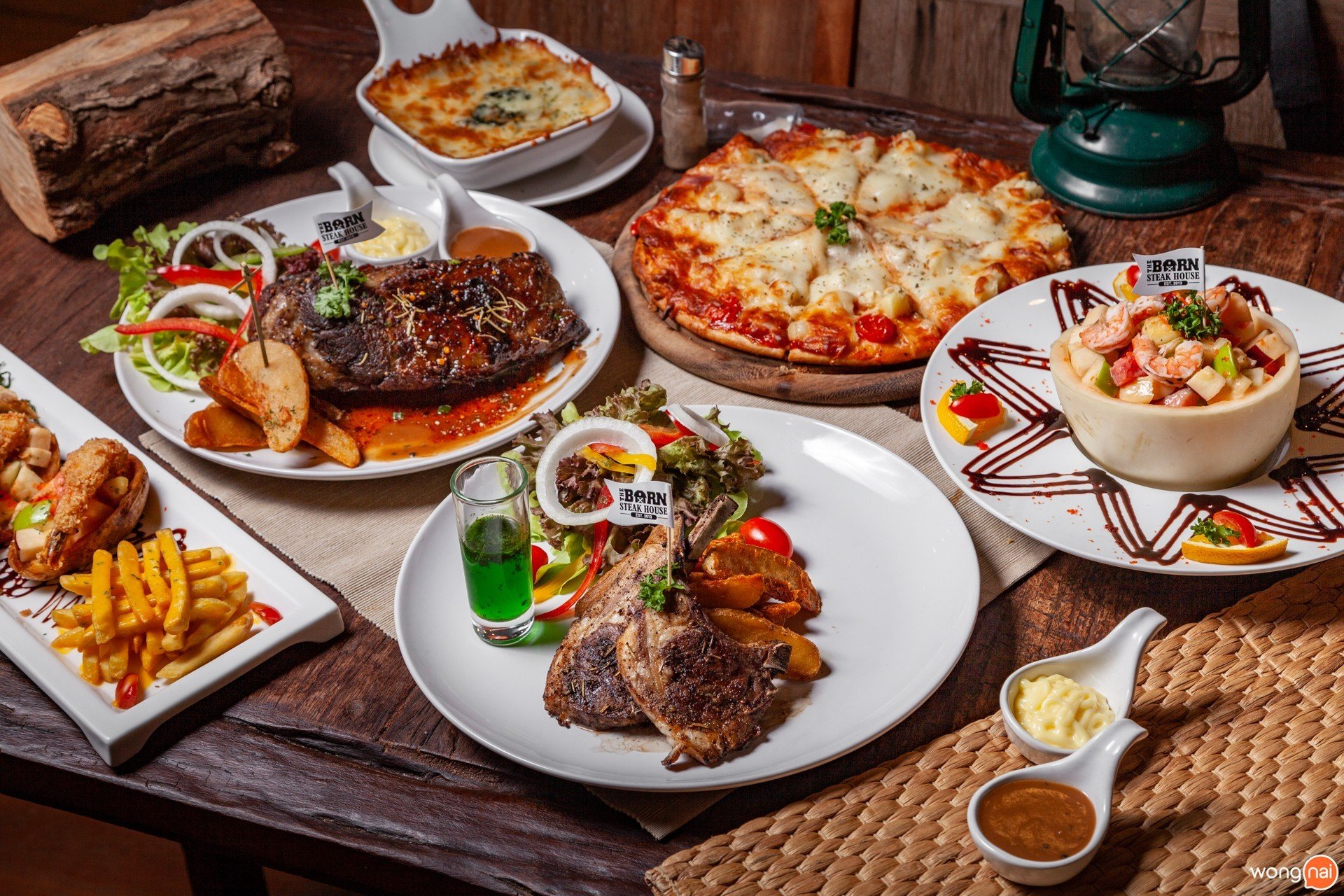 สเต๊ก บุฟเฟ่ต์ หมู่บ้านลึกลับ Hidden Village ที่มีไดโนเสาร์ The Barn Steak House เชียงใหม่