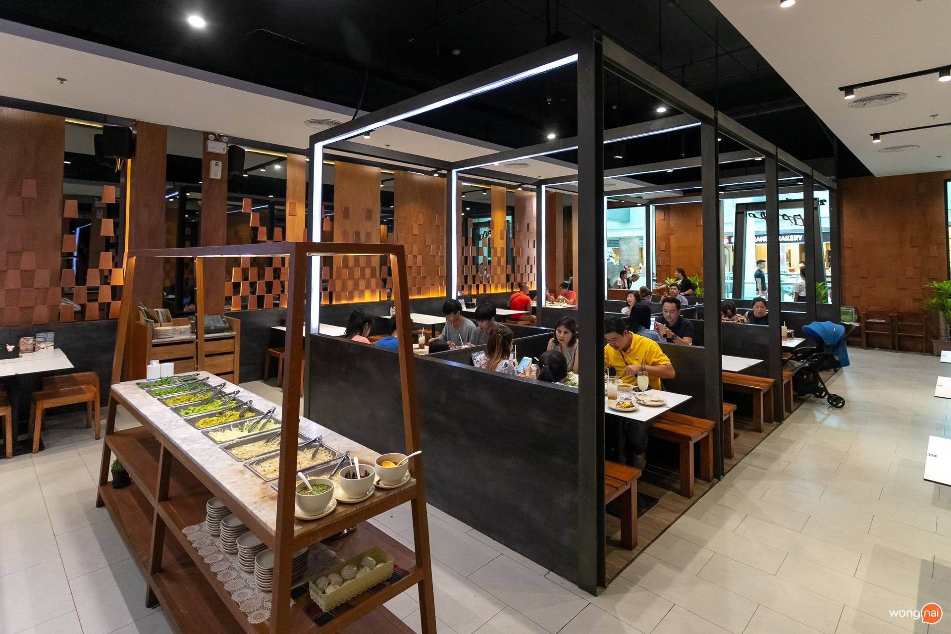 บรรยากาศร้านขนมจีนบางกอก
