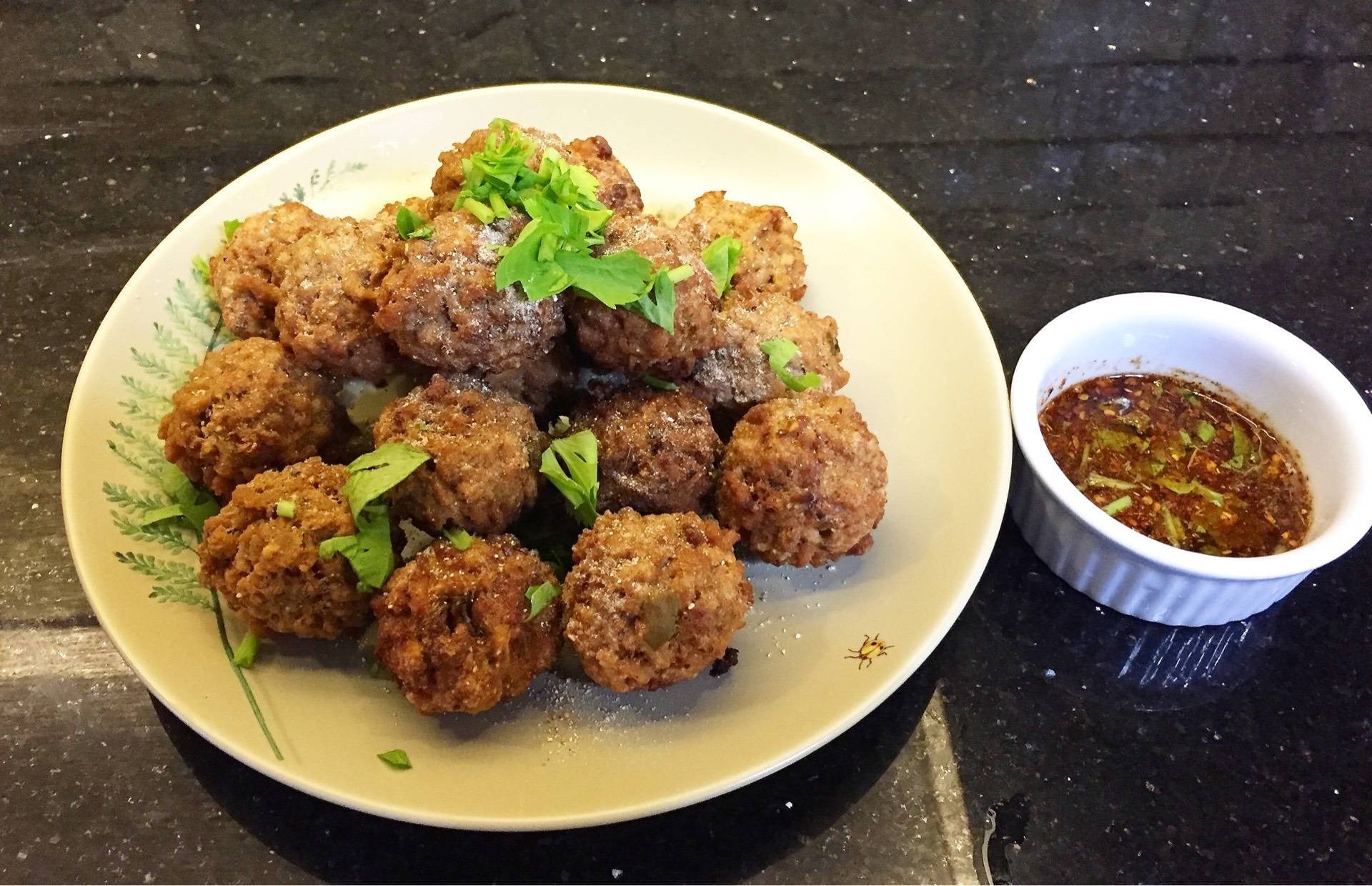 สูตร ลาบทอดเจ พร้อมวิธีทำโดย ßëëßєє 💕•* .ﾟﾟCooking - Wongnai Cooking