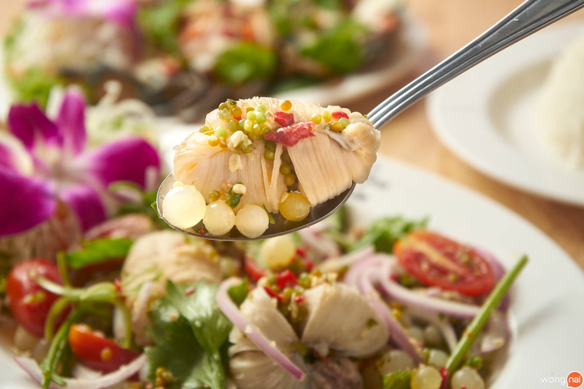The Seafood Bar by ส้มตำคุณแดง ยำสามไข่