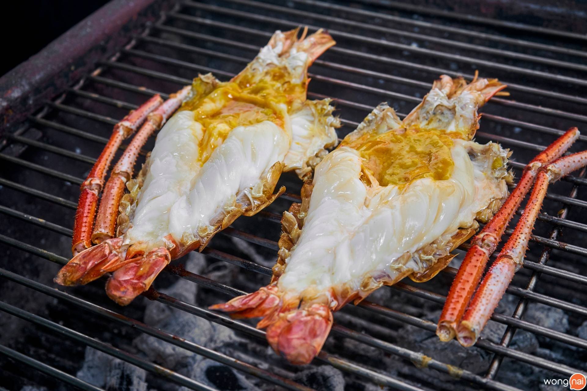 The Seafood Bar by ส้มตำคุณแดง กุ้งเผา