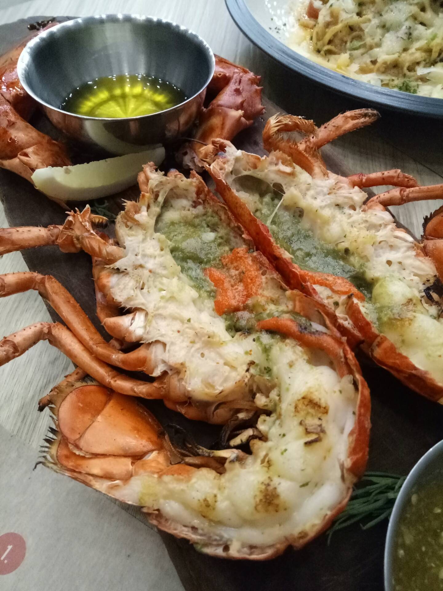 รีวิว Crab and Claw The EmQuartier Lobster ตัวใหญ่ๆ