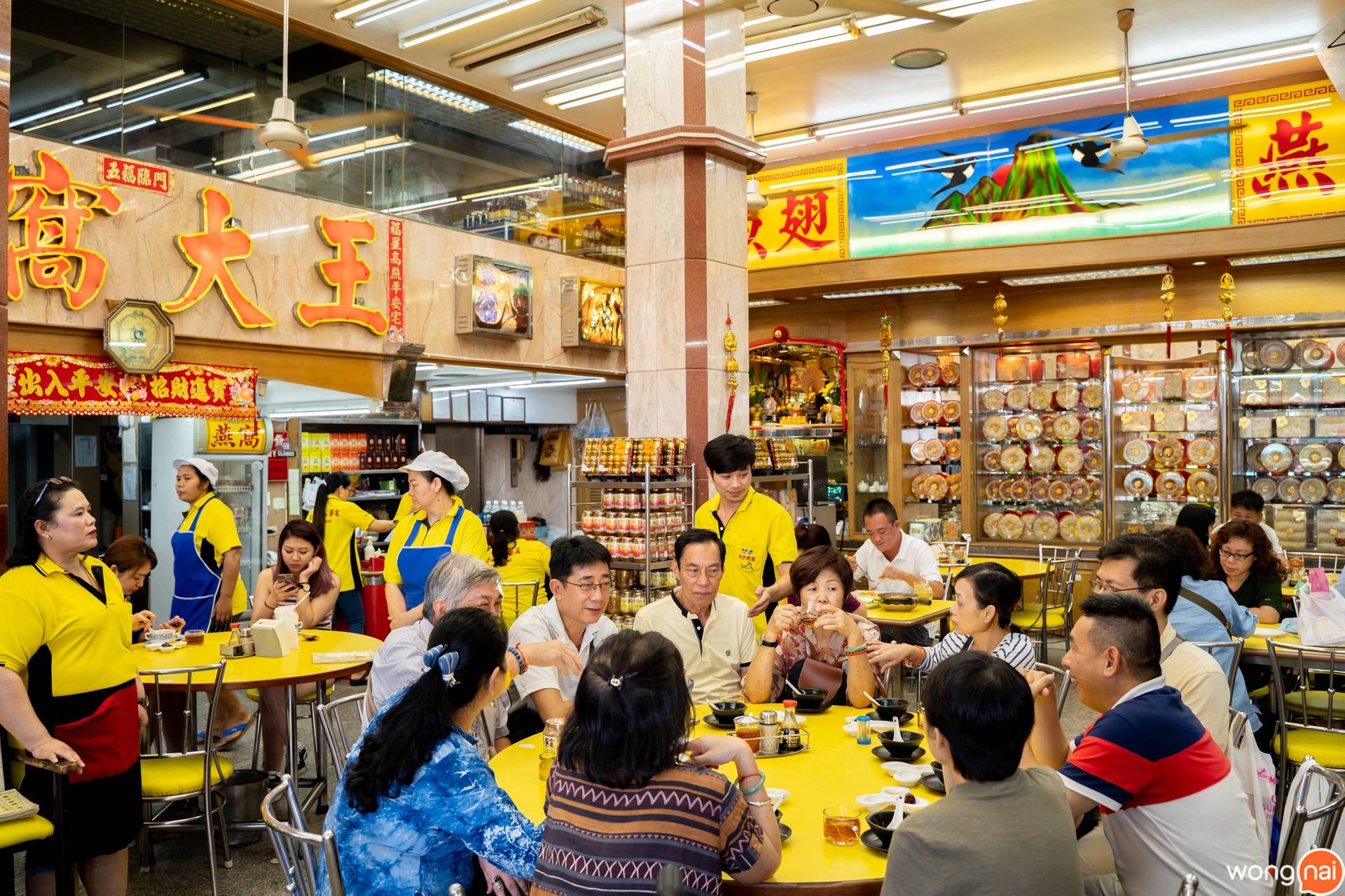 บรรยากาศภายใน ร้านบูรพารังนก หาดใหญ่