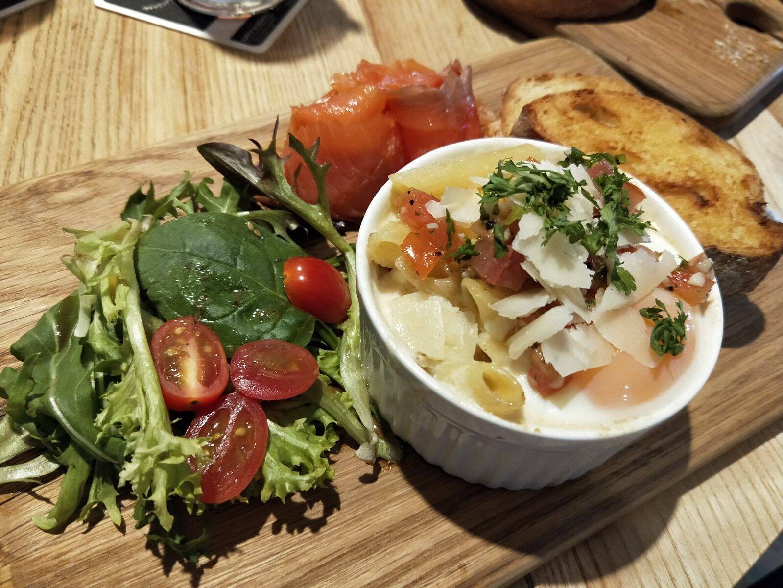 รีวิว supply and demand Esplanade Nice place for brunch Wongnai