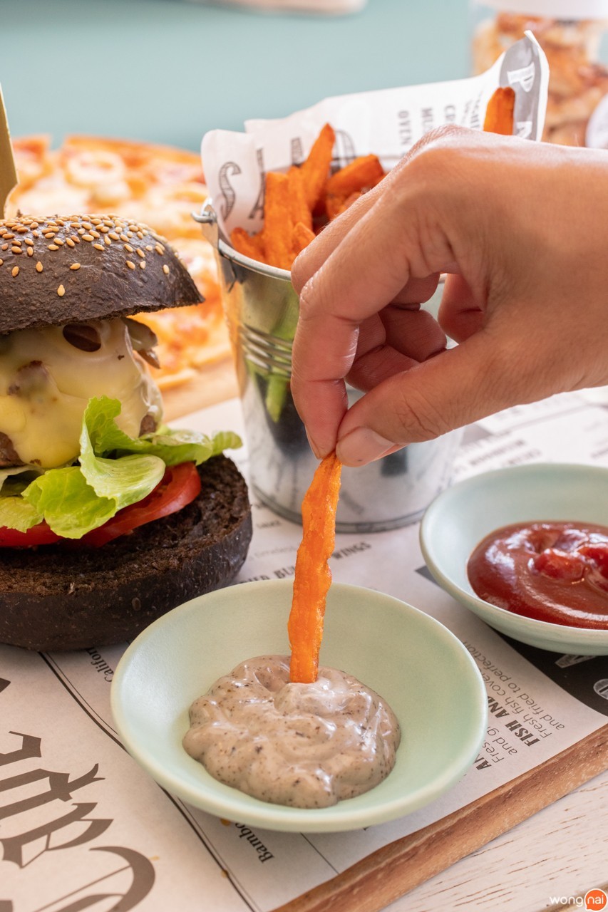 Black bun cheese burger with sweet potato fries