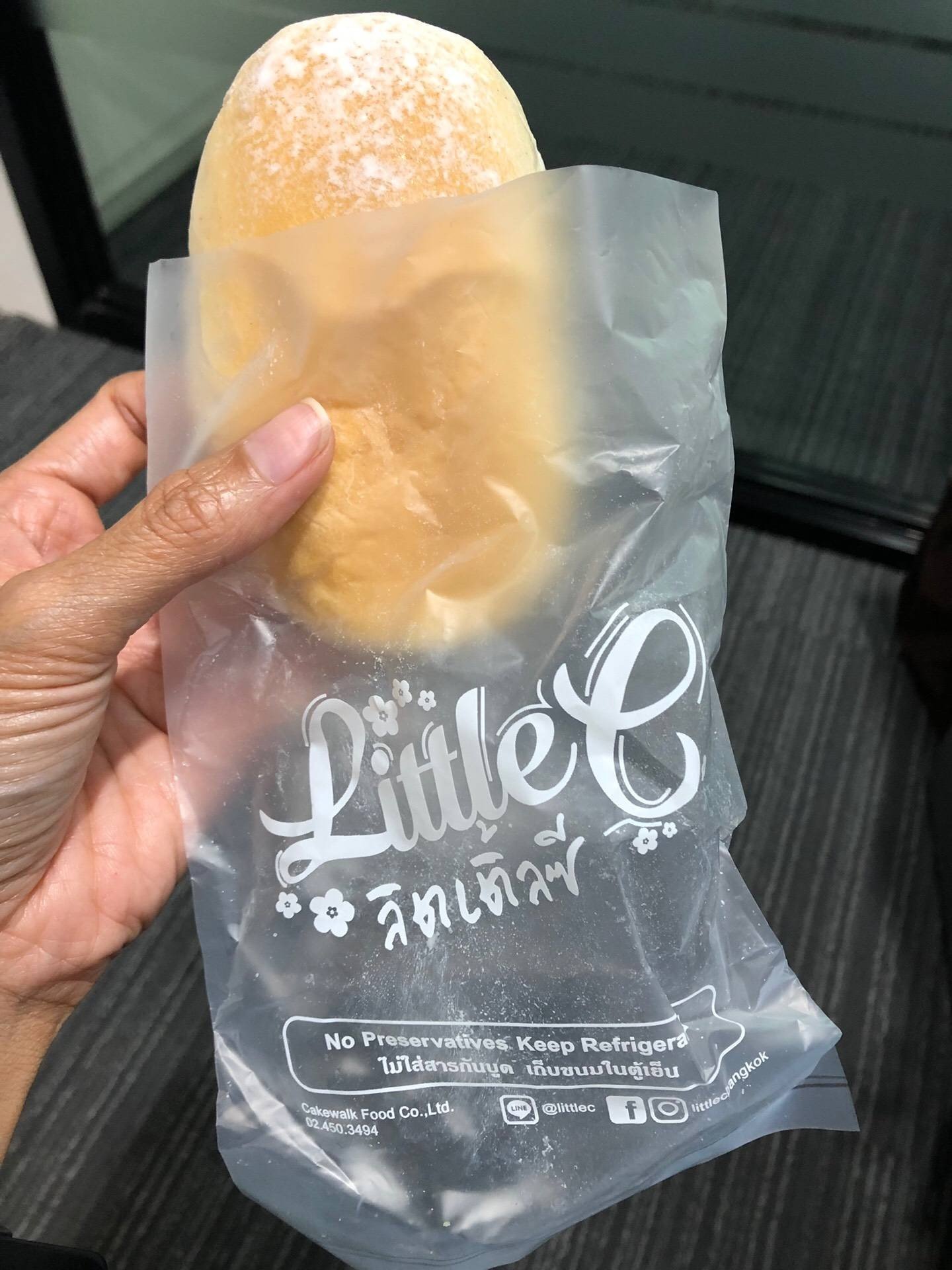 รีวิว Little C Bangkok เอ็มควอเทีย ขนมปังไส้ครีมนมสด