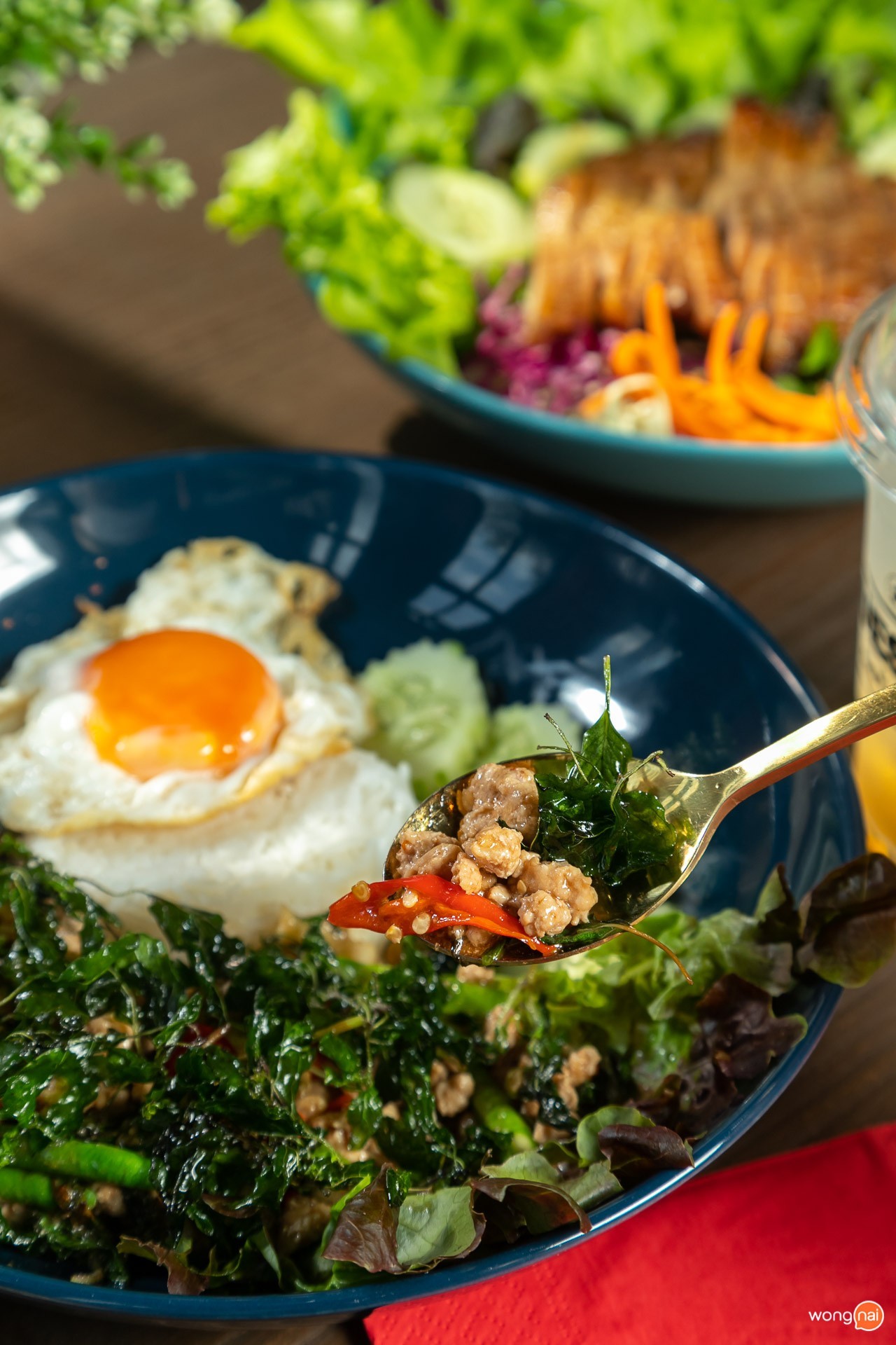 หมูสับกะเพรากรอบ