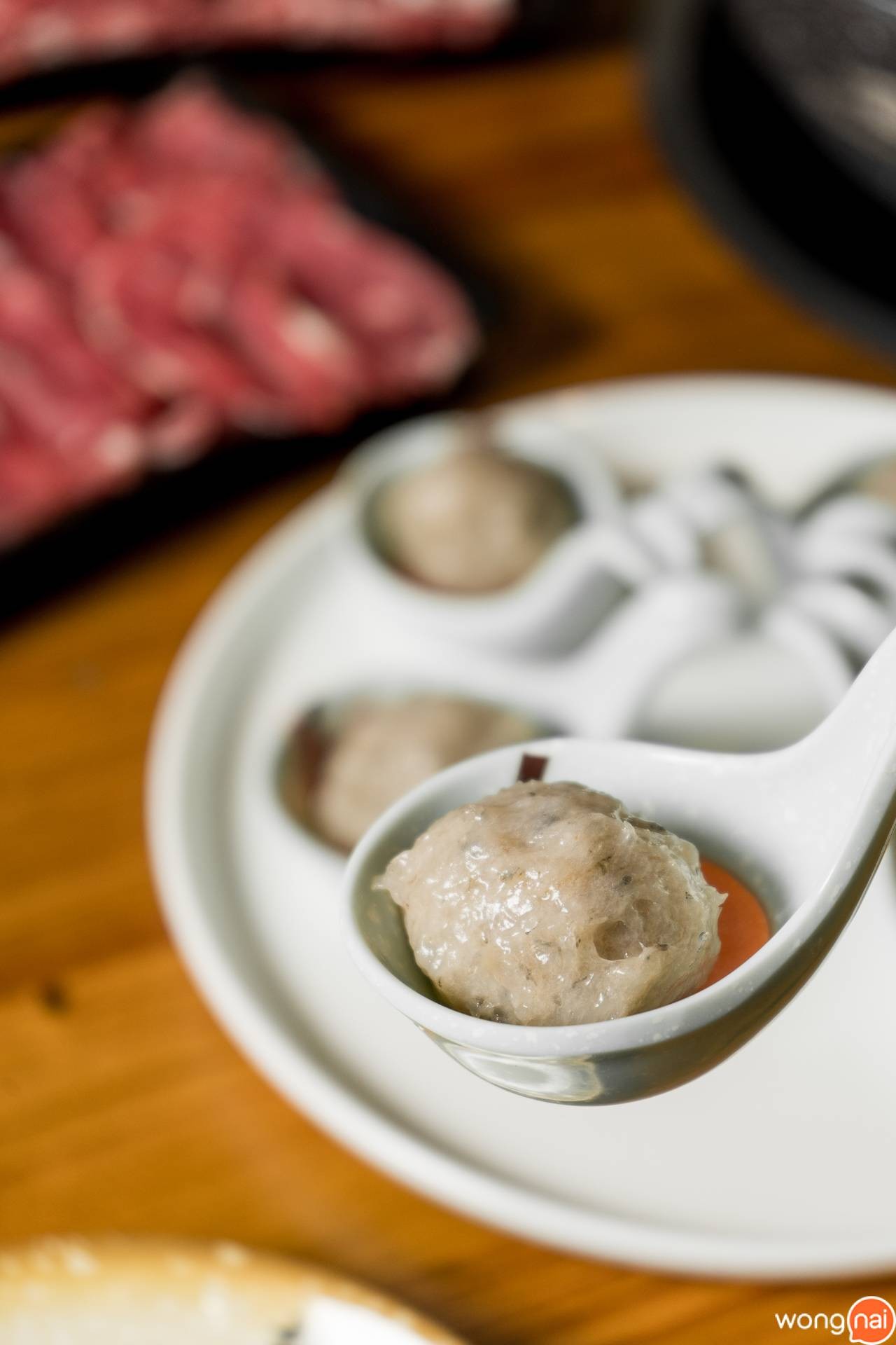 เมนู “ลูกชิ้นกุ้งเด้ง” ของร้าน “Treasure Beef Shabu”