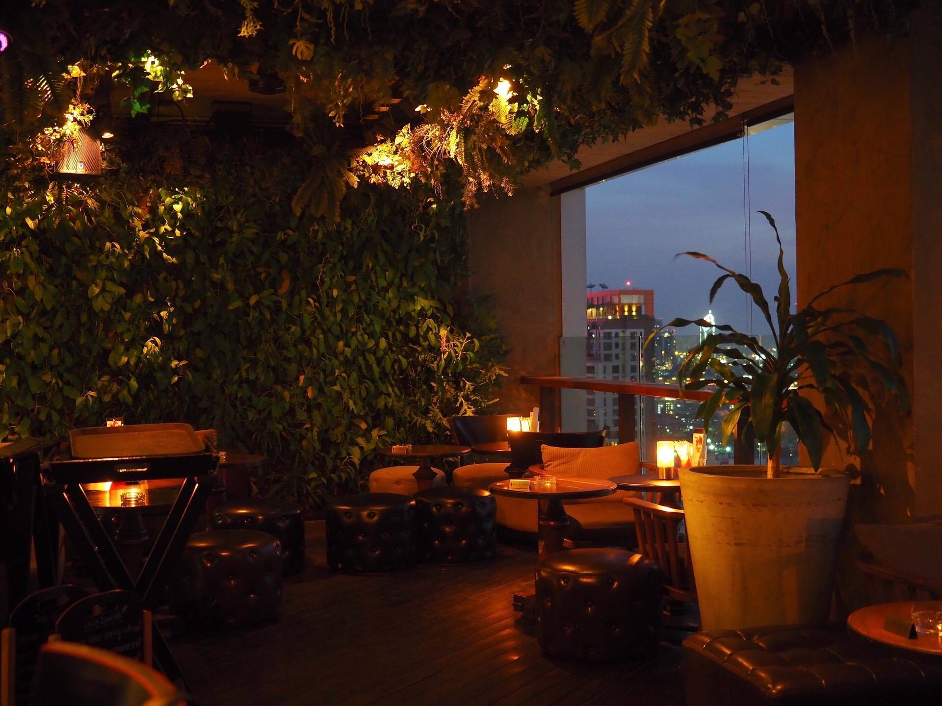 รูป Scarlett Wine Bar & Restaurant โรงแรมพูลแมน จี สีลม