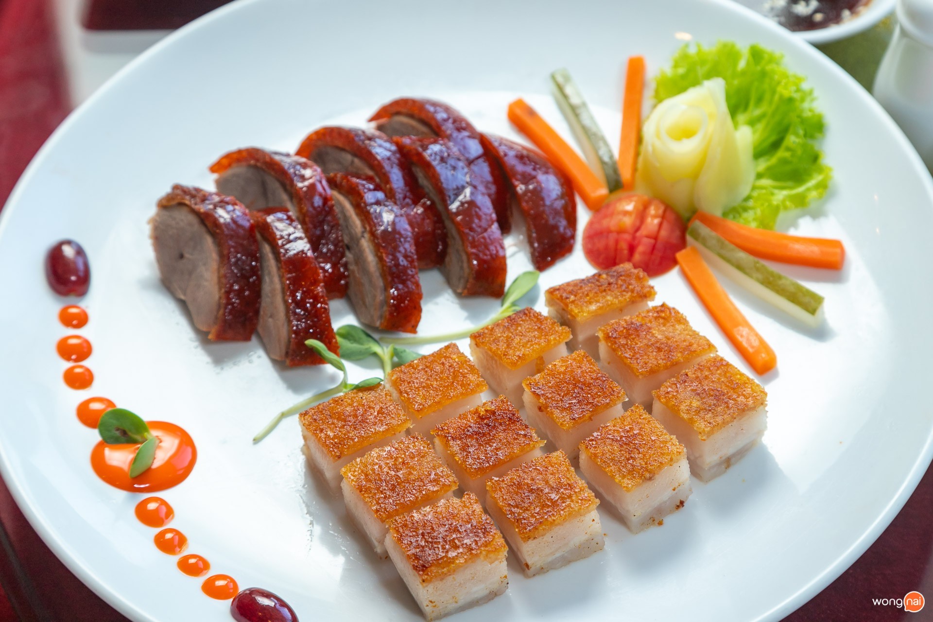 เป็ดย่างหมูกรอบฮ่องกง ร้าน China Palace