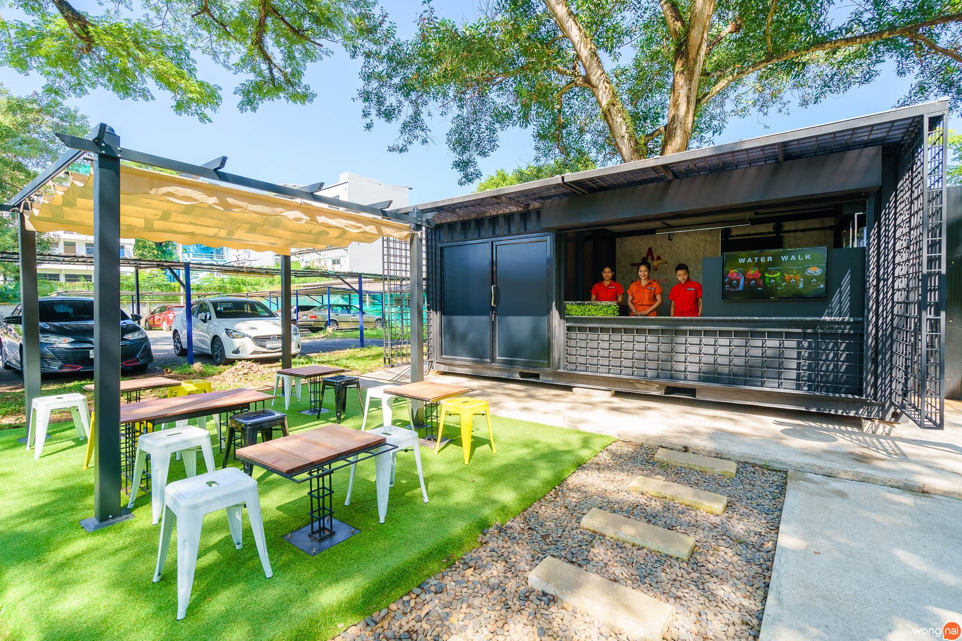 ร้าน “Water Walk Café” ภูเก็ต