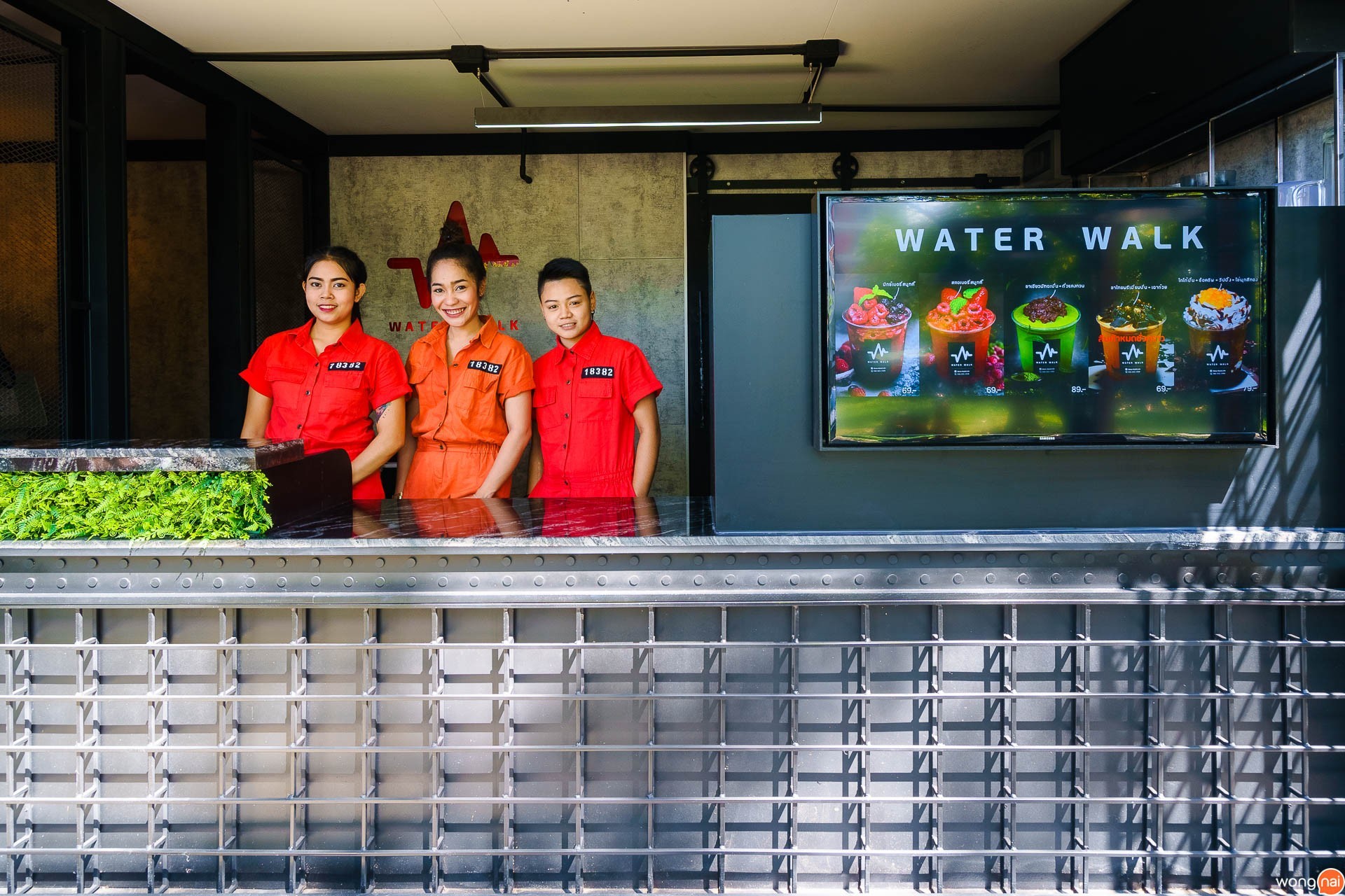 ร้าน “Water Walk Café” ภูเก็ต