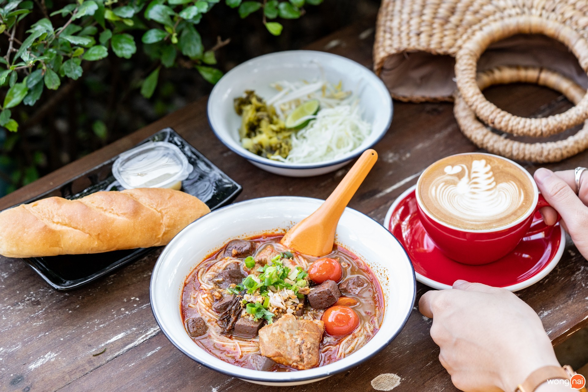 ที่เที่ยวเชียงใหม่, เที่ยวเชียงใหม่ , ร้านกาแฟเชียงใหม่ , วัดชัยมงคล , ที่เที่ยวริมแม่น้ำปิง , บ้านโบราณเชียงใหม่