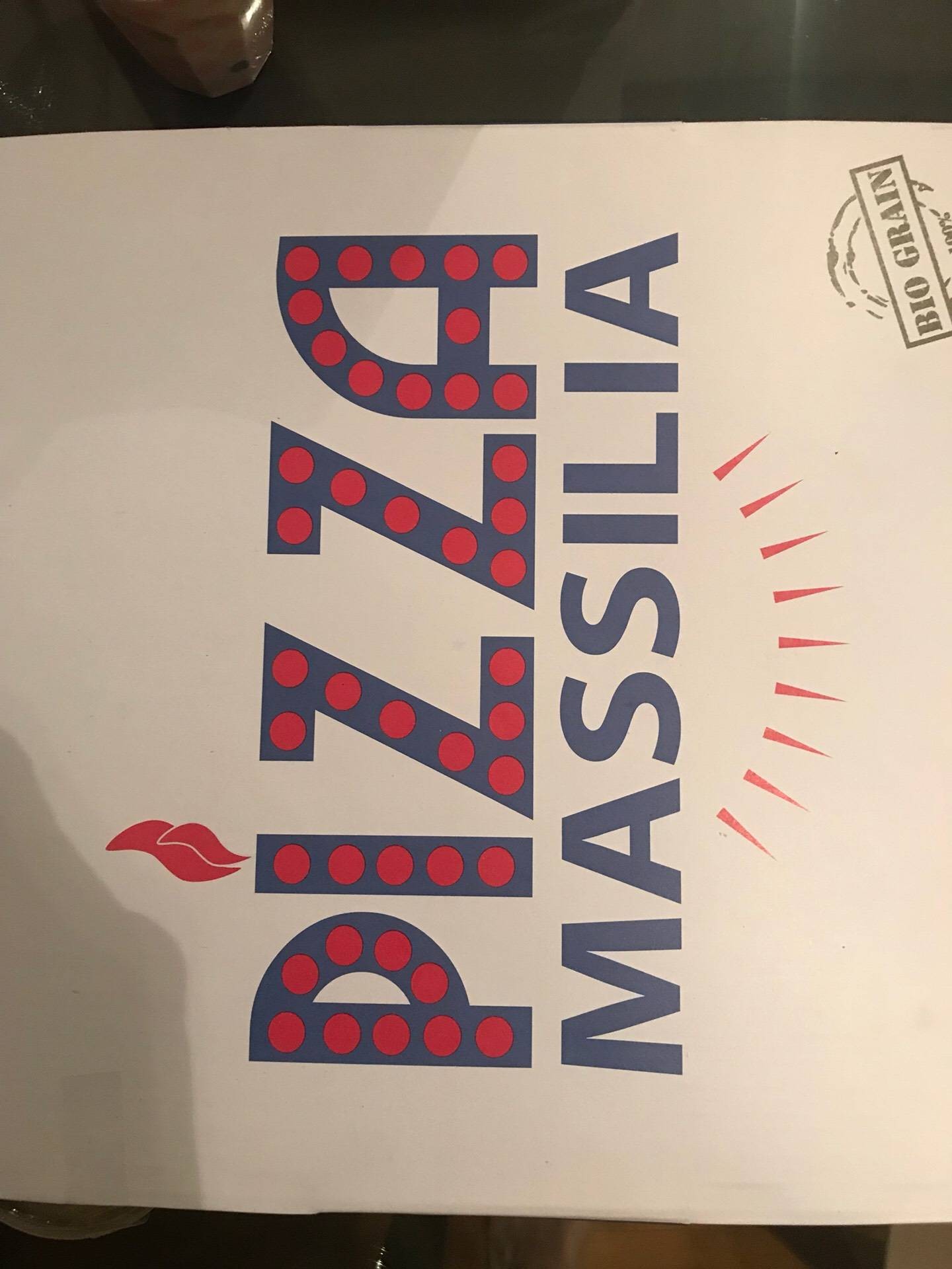 รีวิว Pizza Massilia ร่วมฤดี - หนึ่งในสามเจ้าโปรดครับ พิซซ่าไม่เตาถ่าน ...