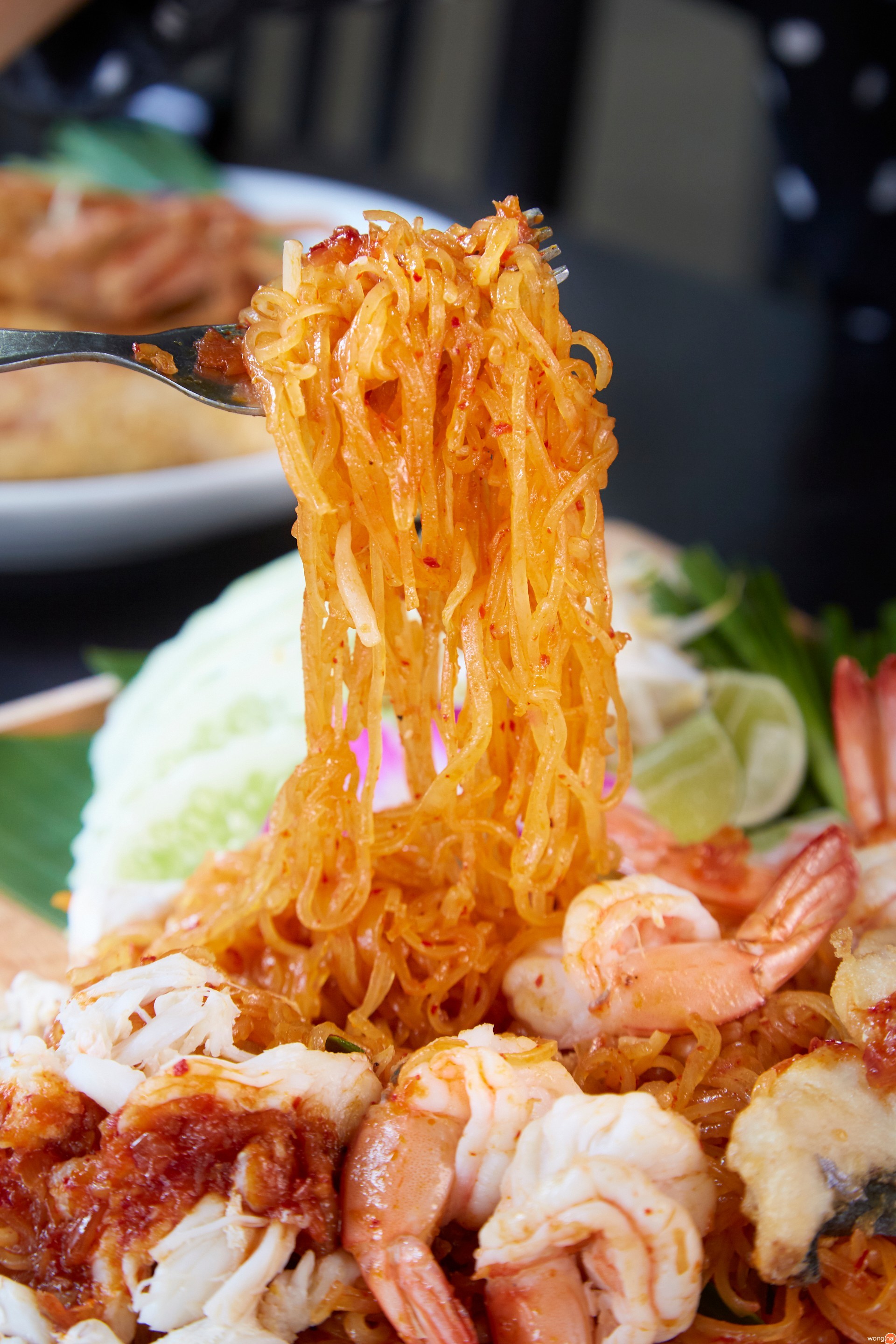 ผัดไทยโครตเครื่อง