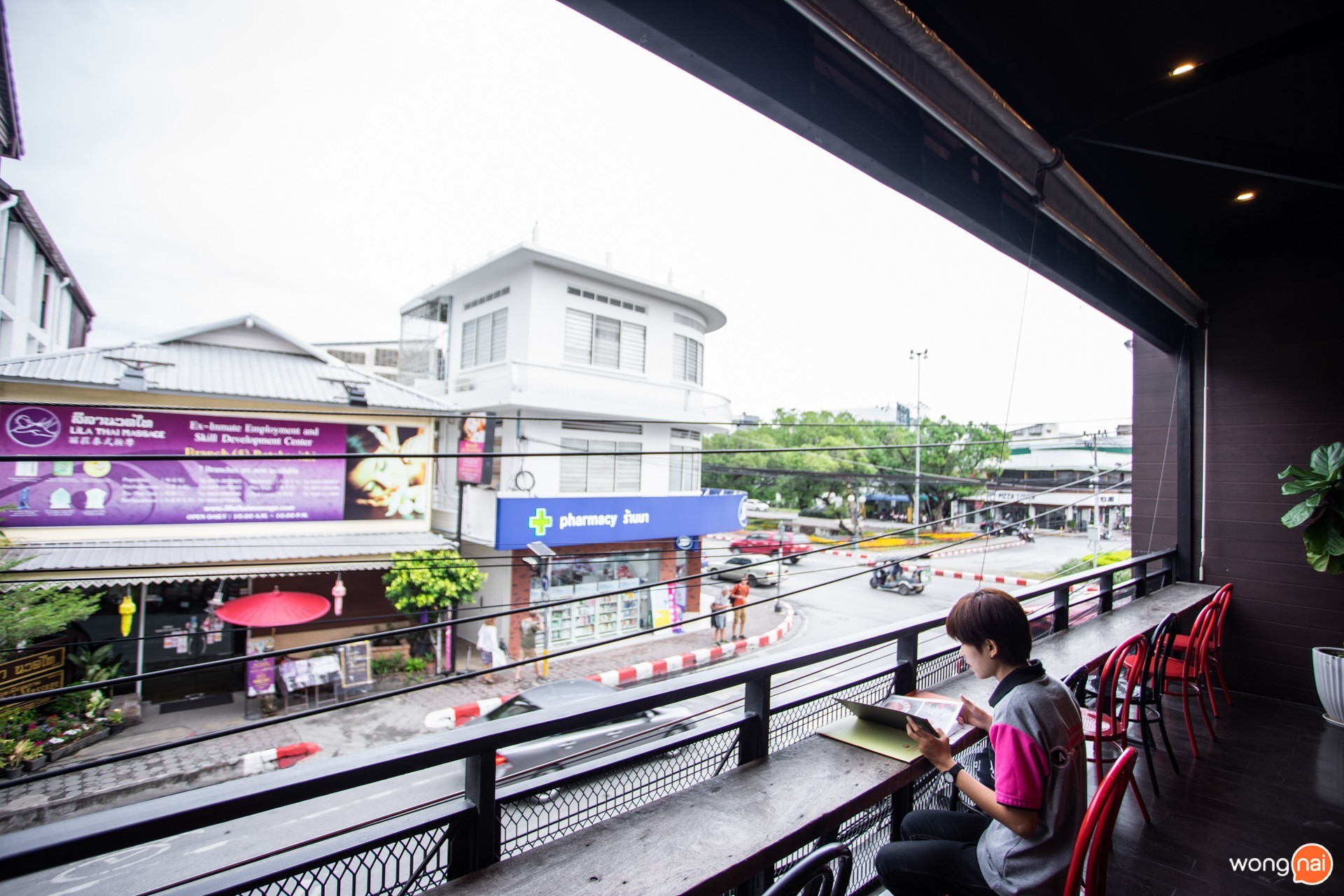 Burgers & Springrolls , ร้านอาหารฟิวชันเชียงใหม่