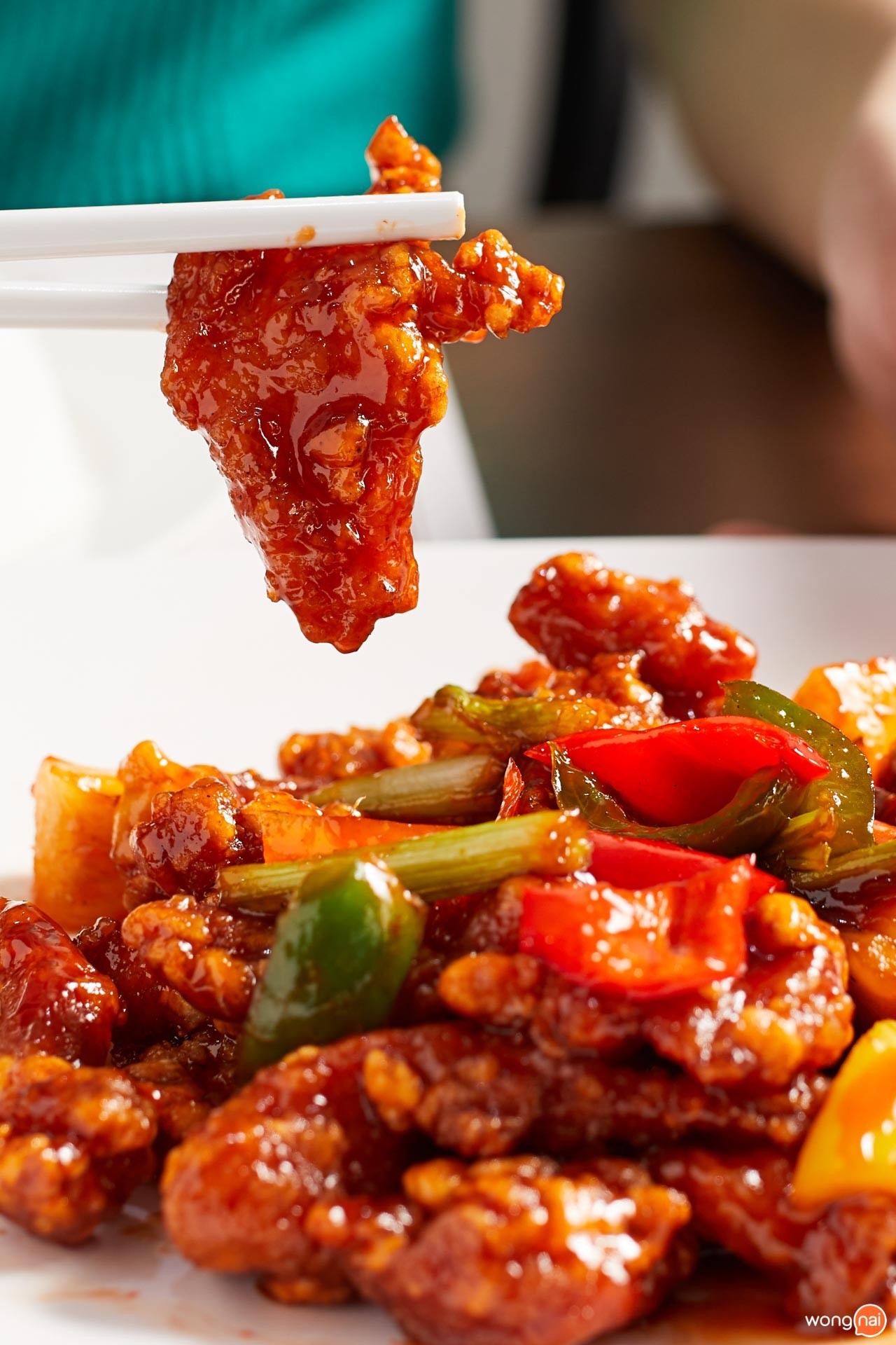 หมูผัดเปรี้ยวหวาน ของร้าน Ho Ho Kitchen