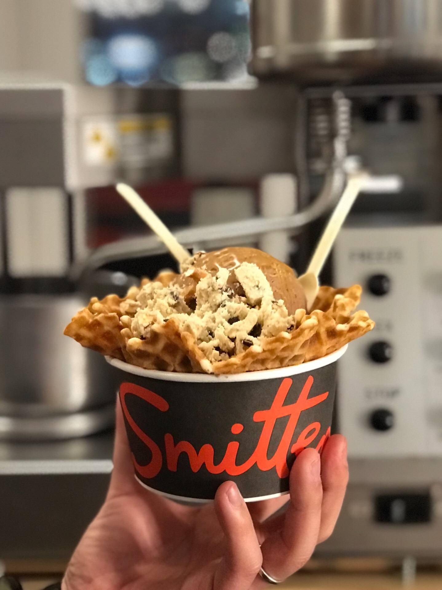 รีวิว Smitten Ice Cream Mission ไอศครีมทำสดด้วยไนโตรเจนเหลว Wongnai