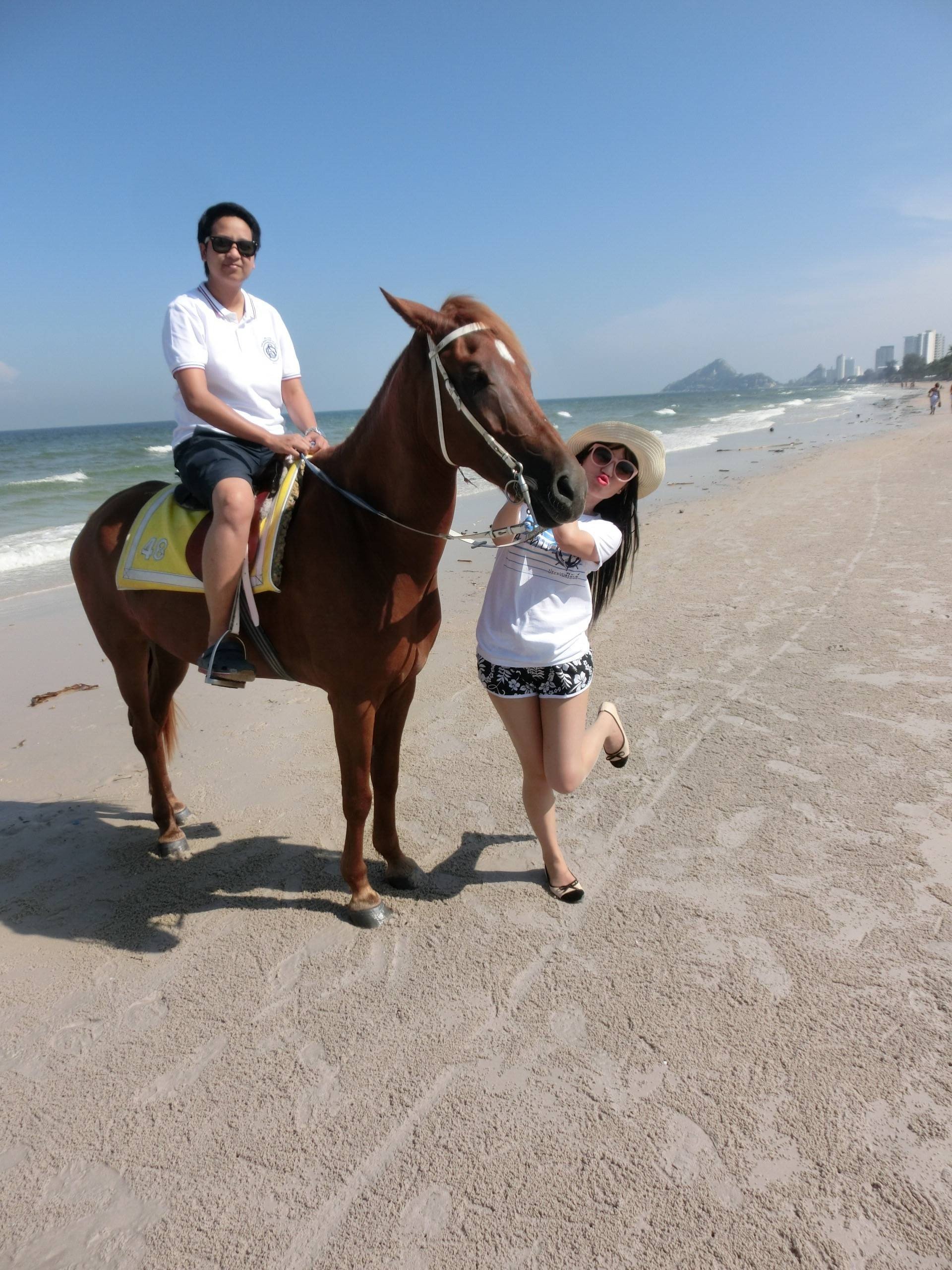 รีวิว หาดหัวหิน ขี่ม้าชิลล์ๆริมหาดหัวหินกัน Wongnai