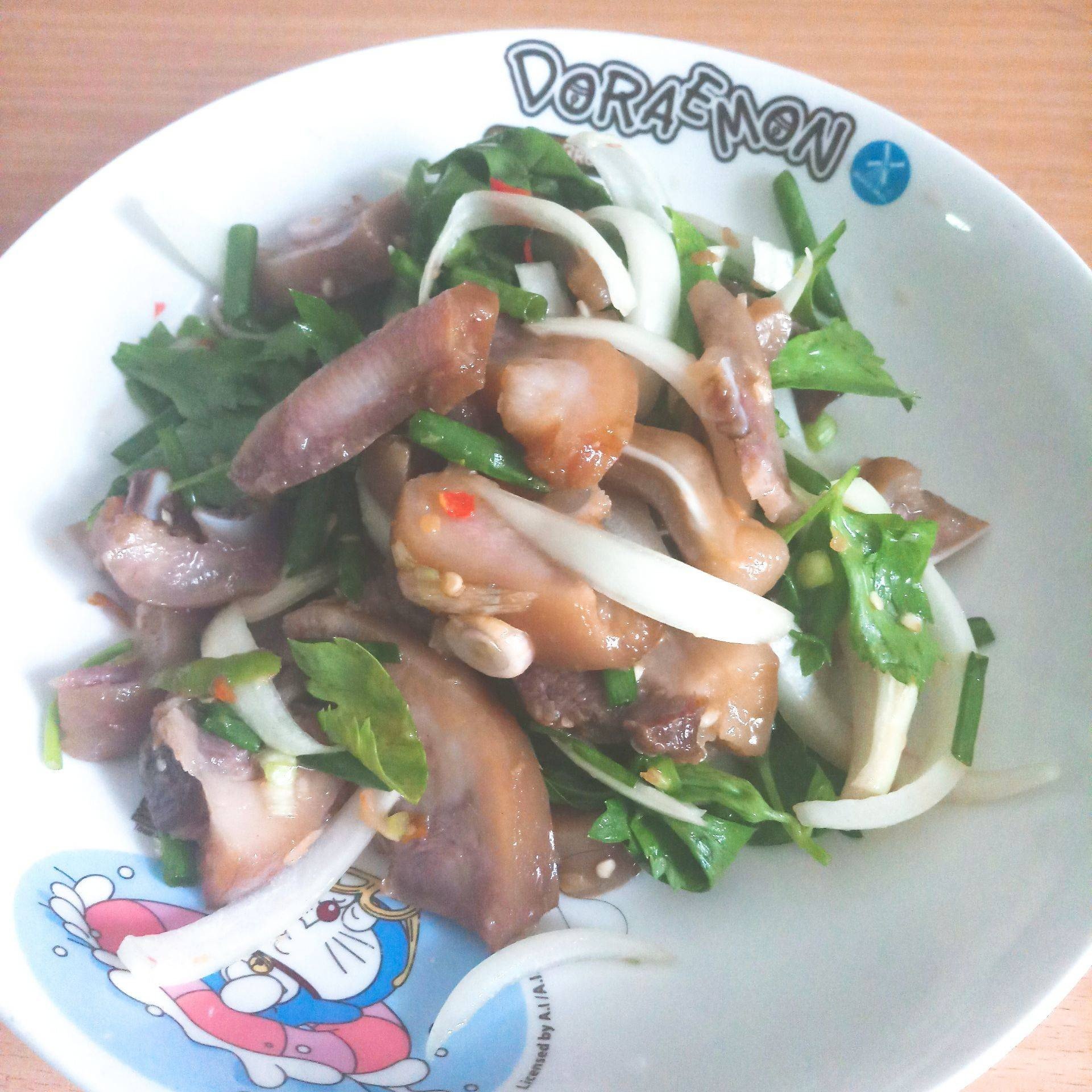 ยำหน้ากากหมู (หัวหมู)